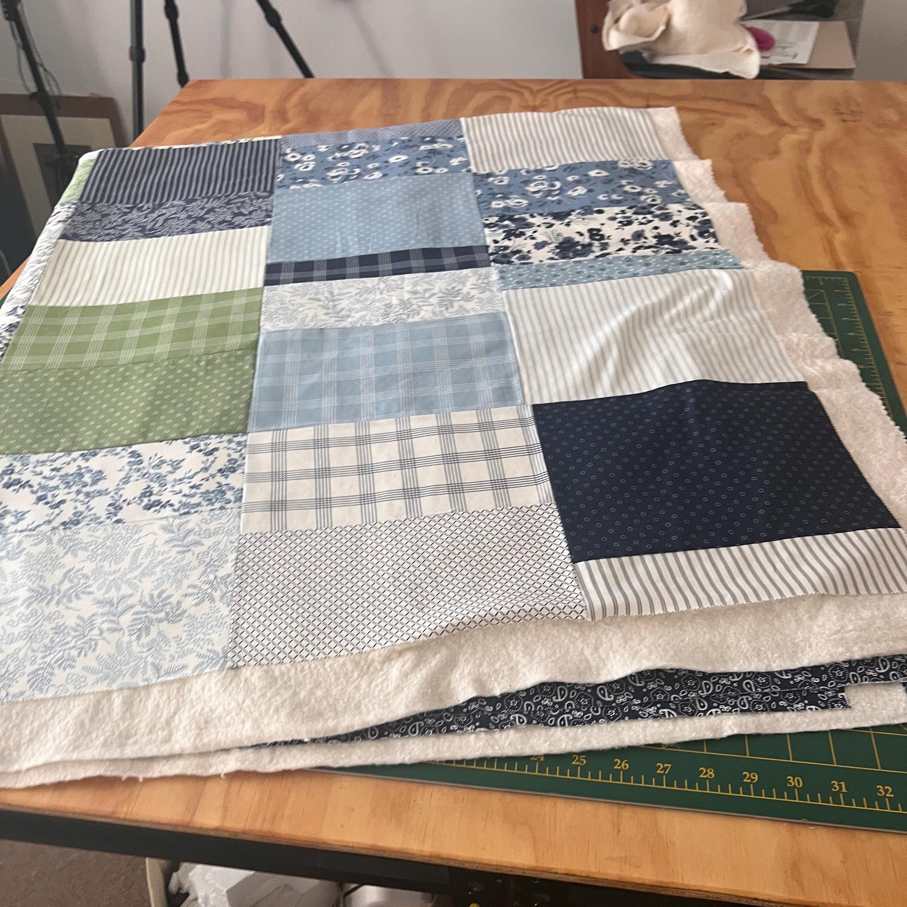3 Cuts Layer Cake Quilt Pattern: Modern Scalloped Edges, Beginner Friendly PDF video tutorial