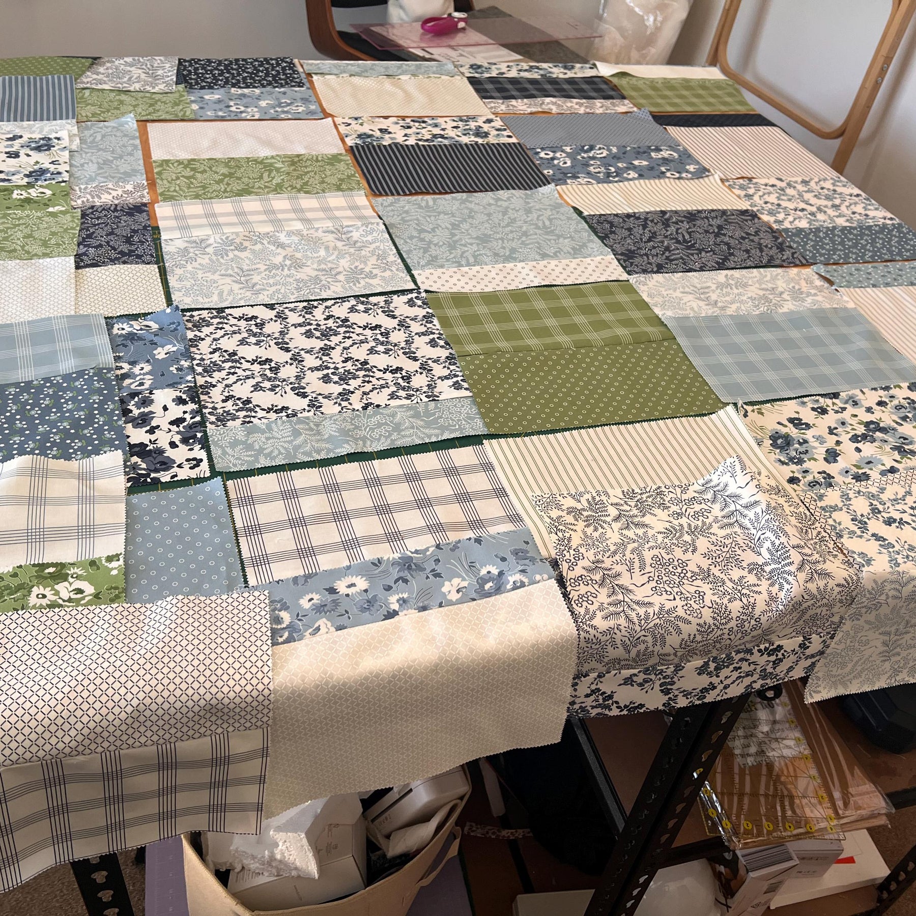 3 Cuts Layer Cake Quilt Pattern: Modern Scalloped Edges, Beginner Friendly PDF video tutorial