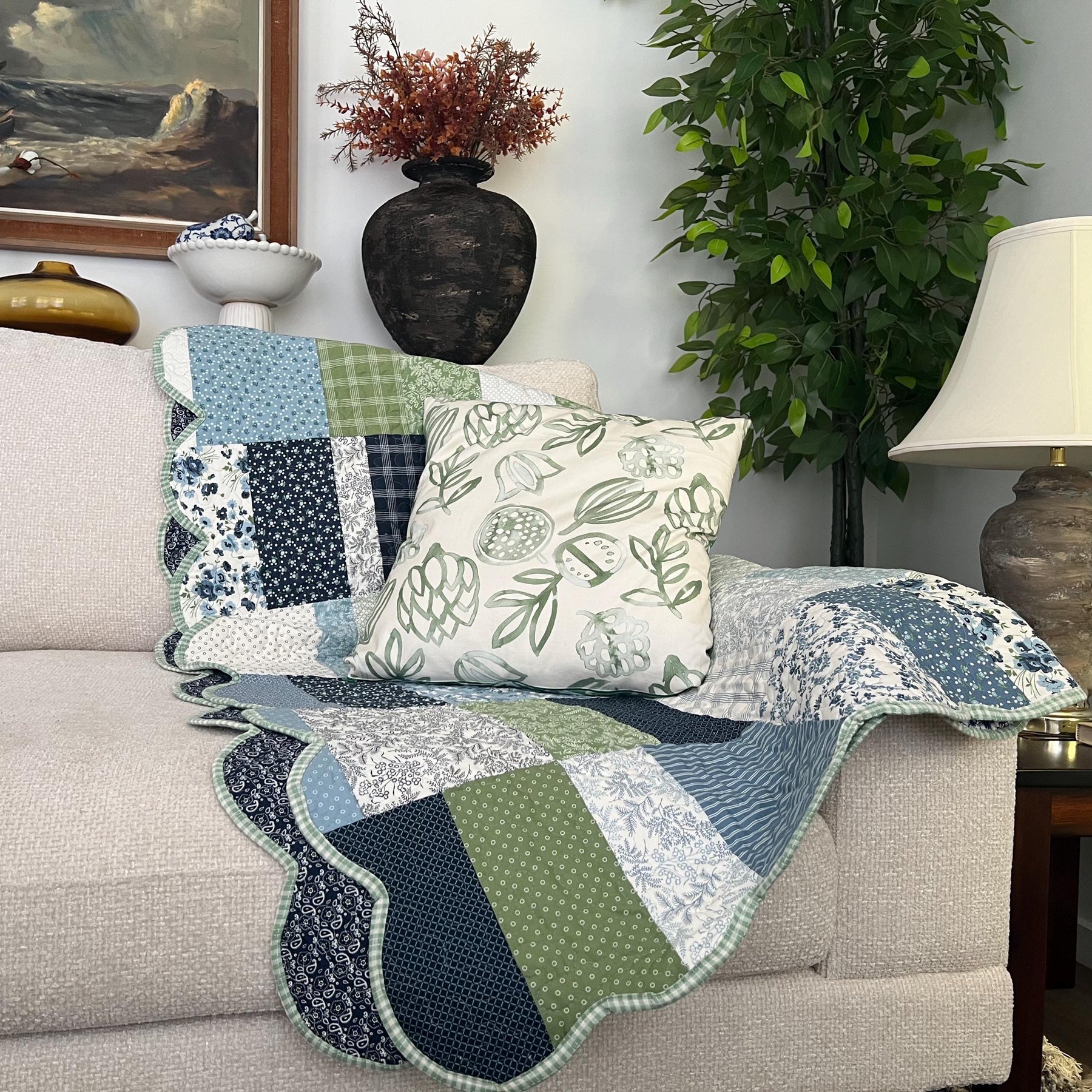 3 Cuts Layer Cake Quilt Pattern: Modern Scalloped Edges, Beginner Friendly PDF video tutorial