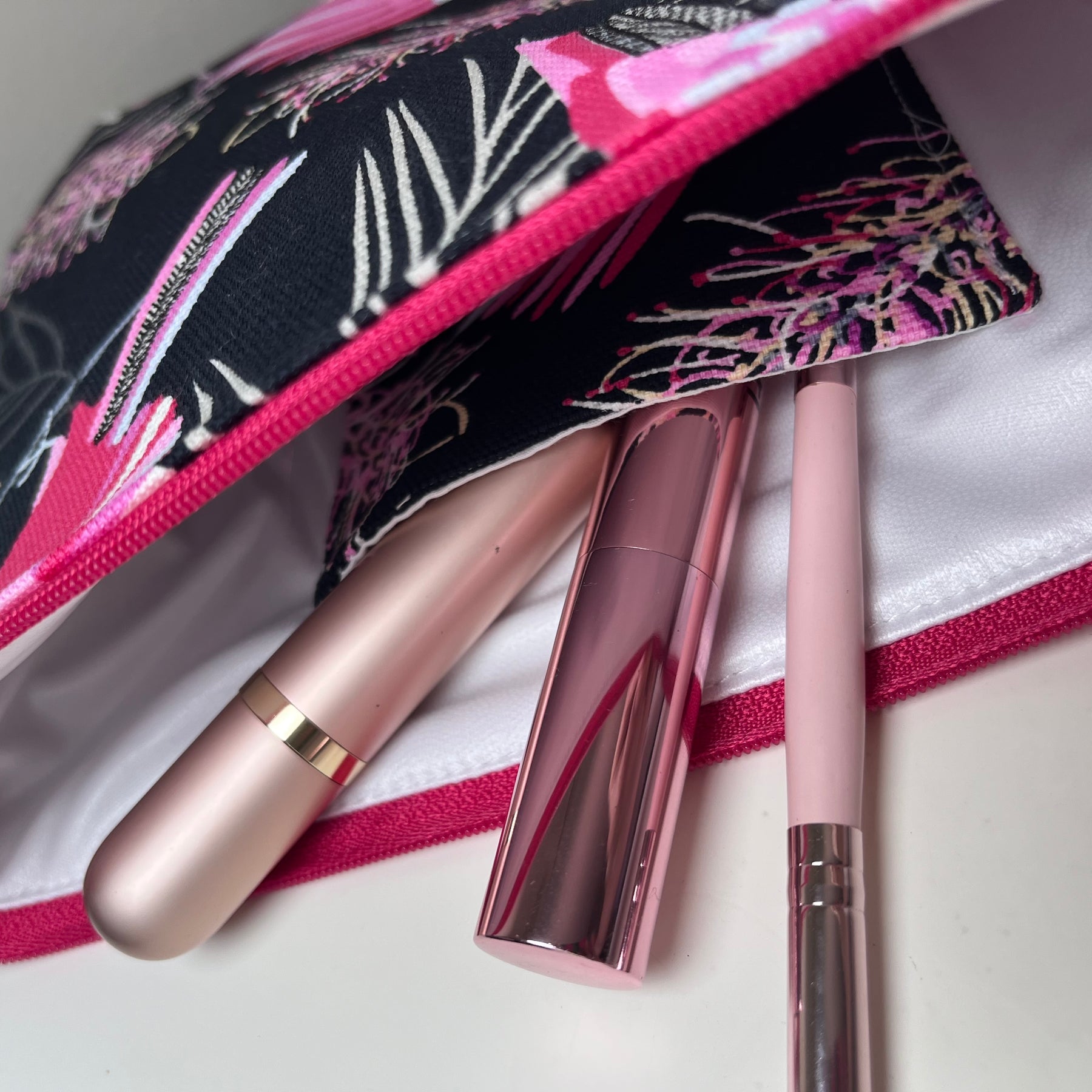 Black and pink galahs toiletries bag