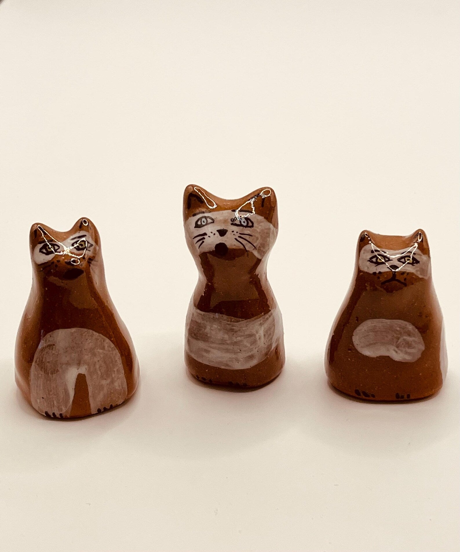 Terracotta cat set