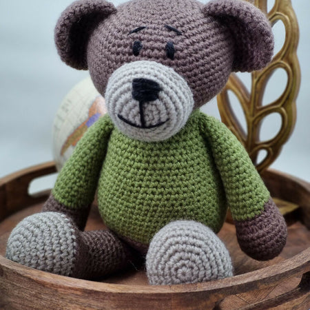 Crochet bear toy