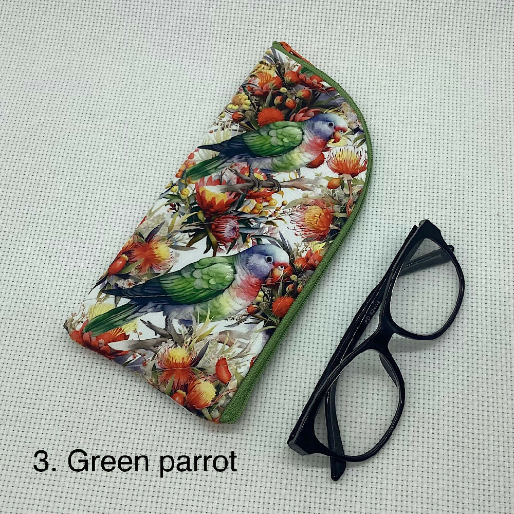 Australian birds curved top zip pouch for glasses, phones, handbag organiser, etc.
