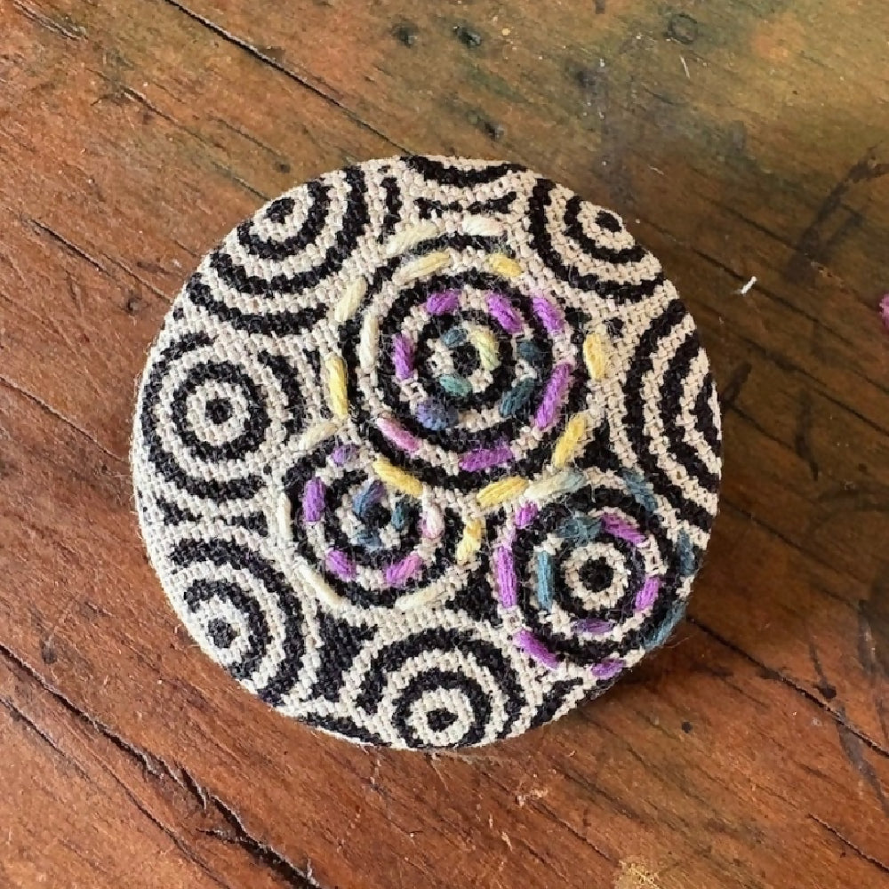 brooch-swirls