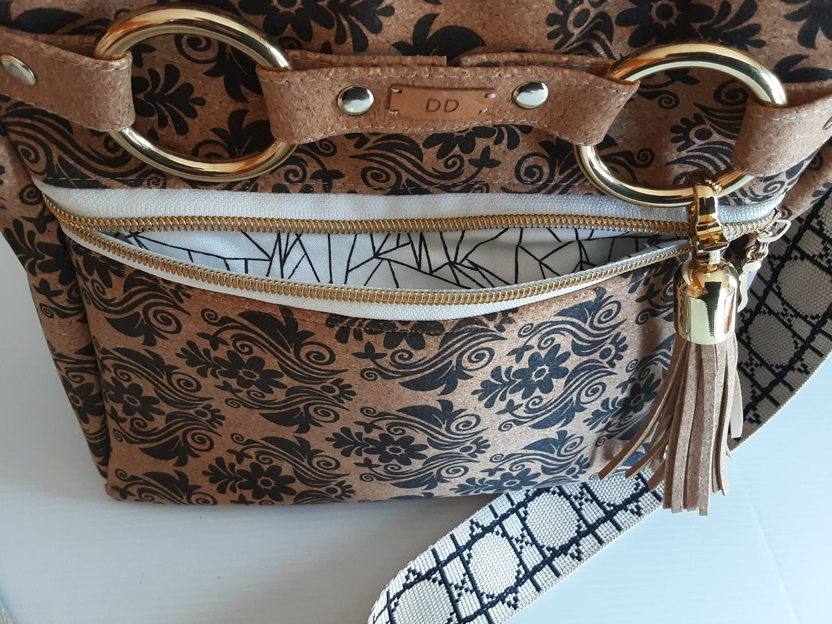 Cork crossbody bag with O-ring & Tassel