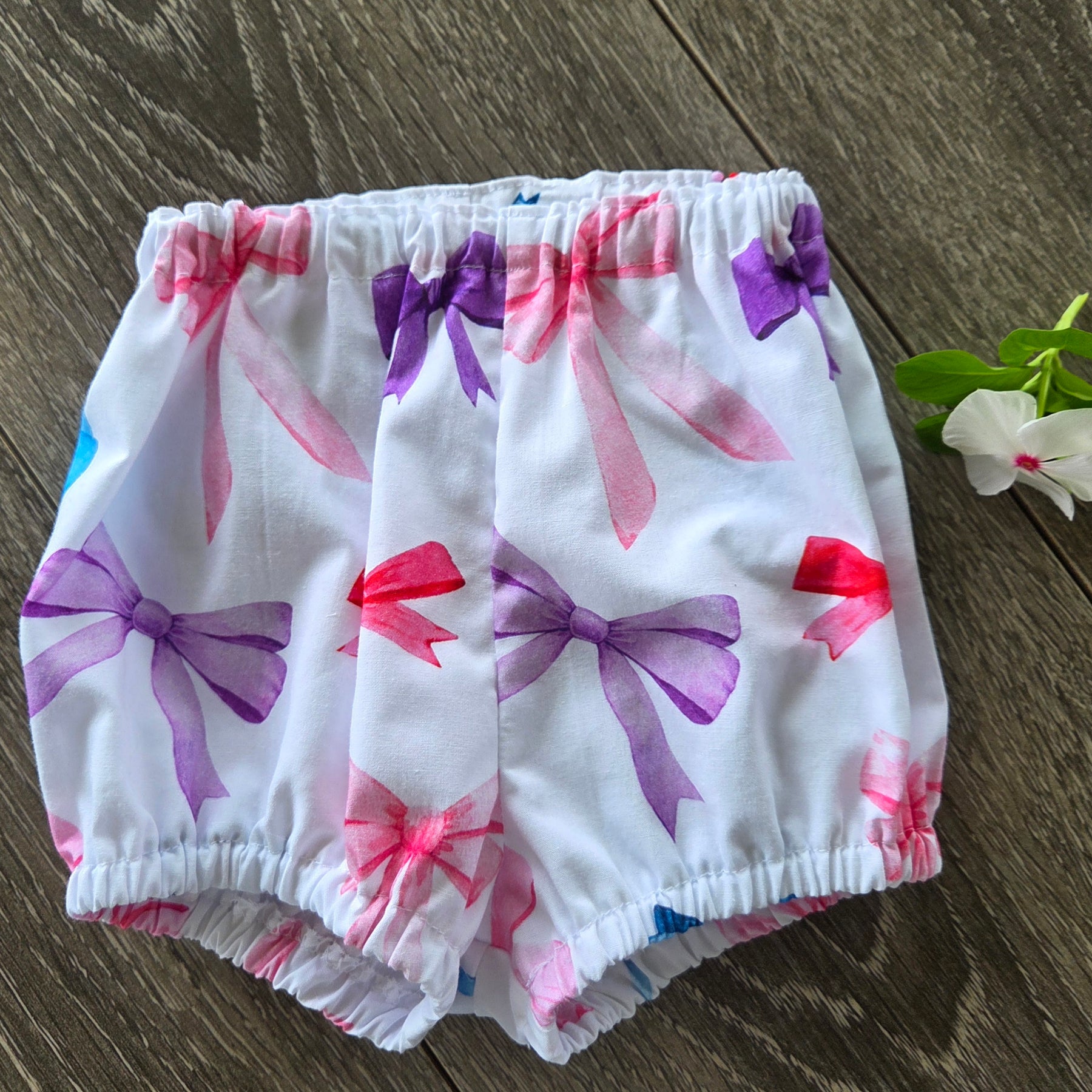 "Beautiful Bows" Dress, Bloomers, Bow & Sunhat - 3-6 Months