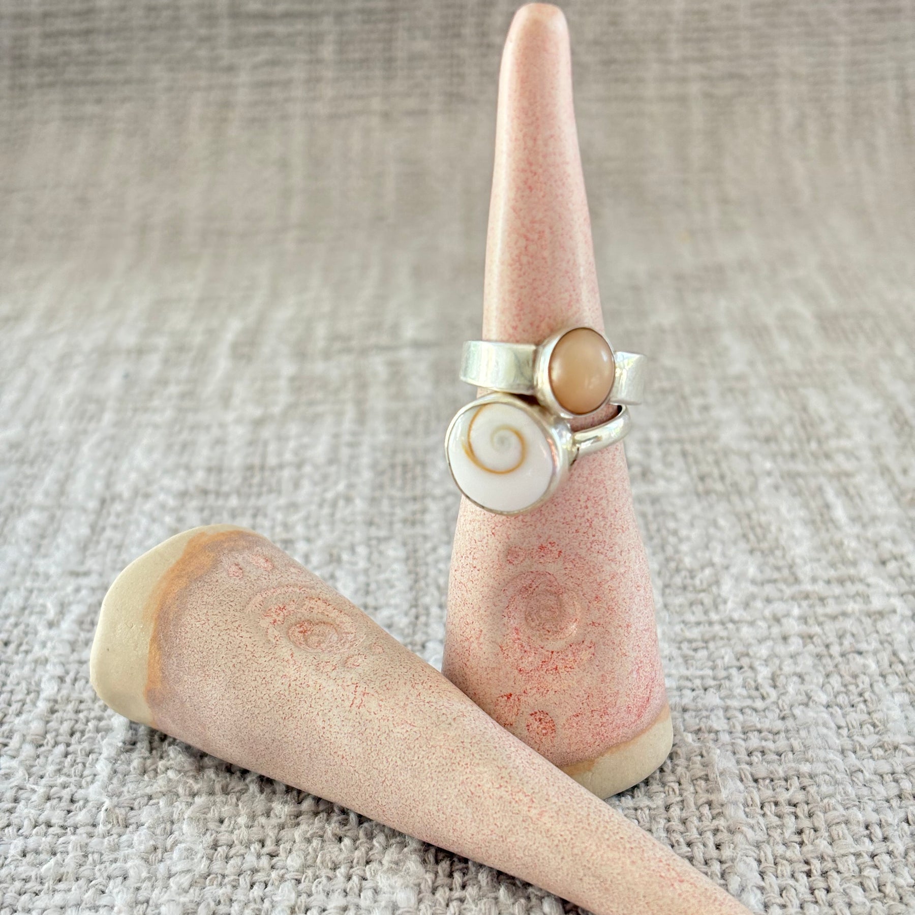 Ring Holder - Coral