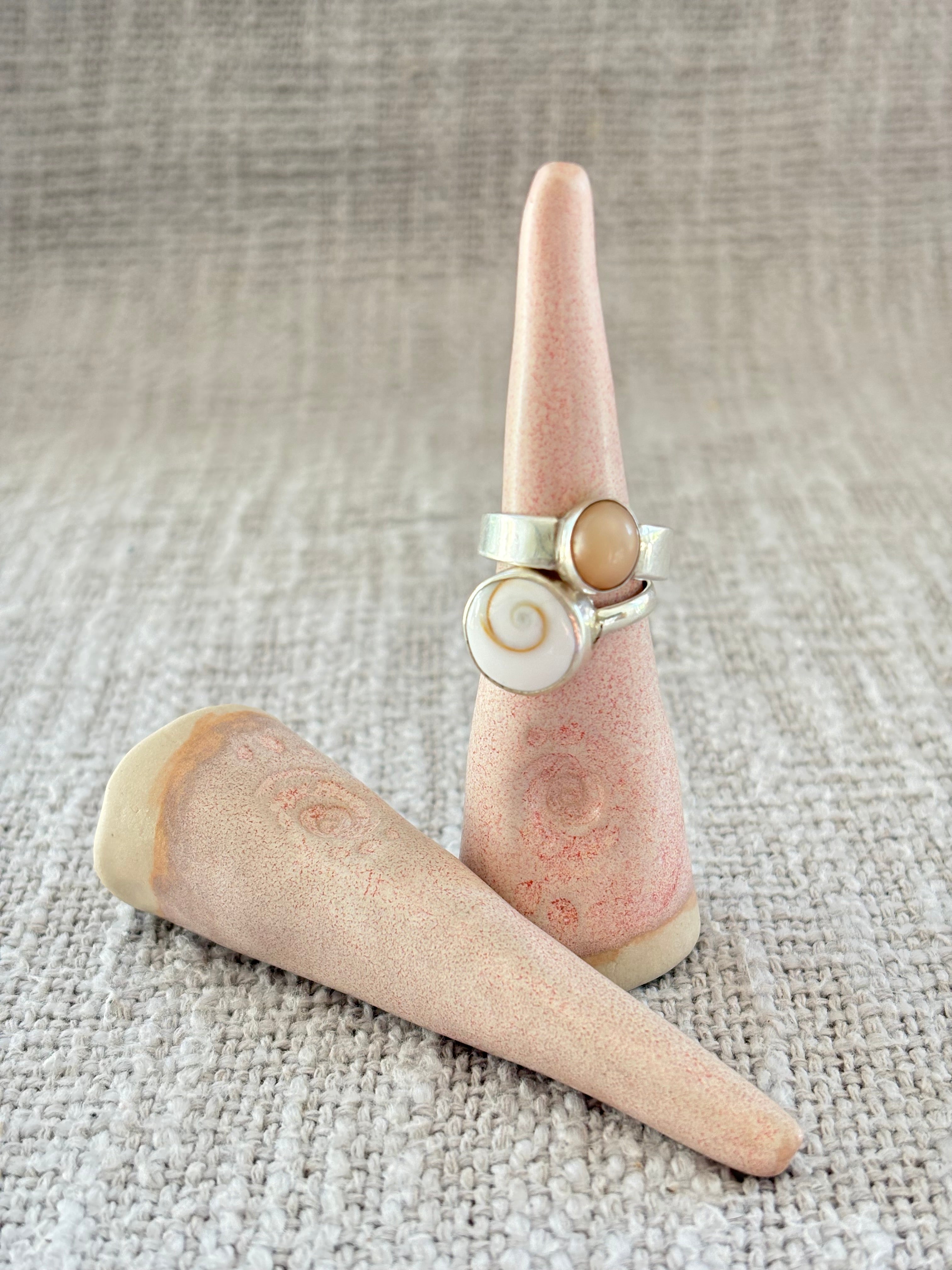 Ring Holder - Coral