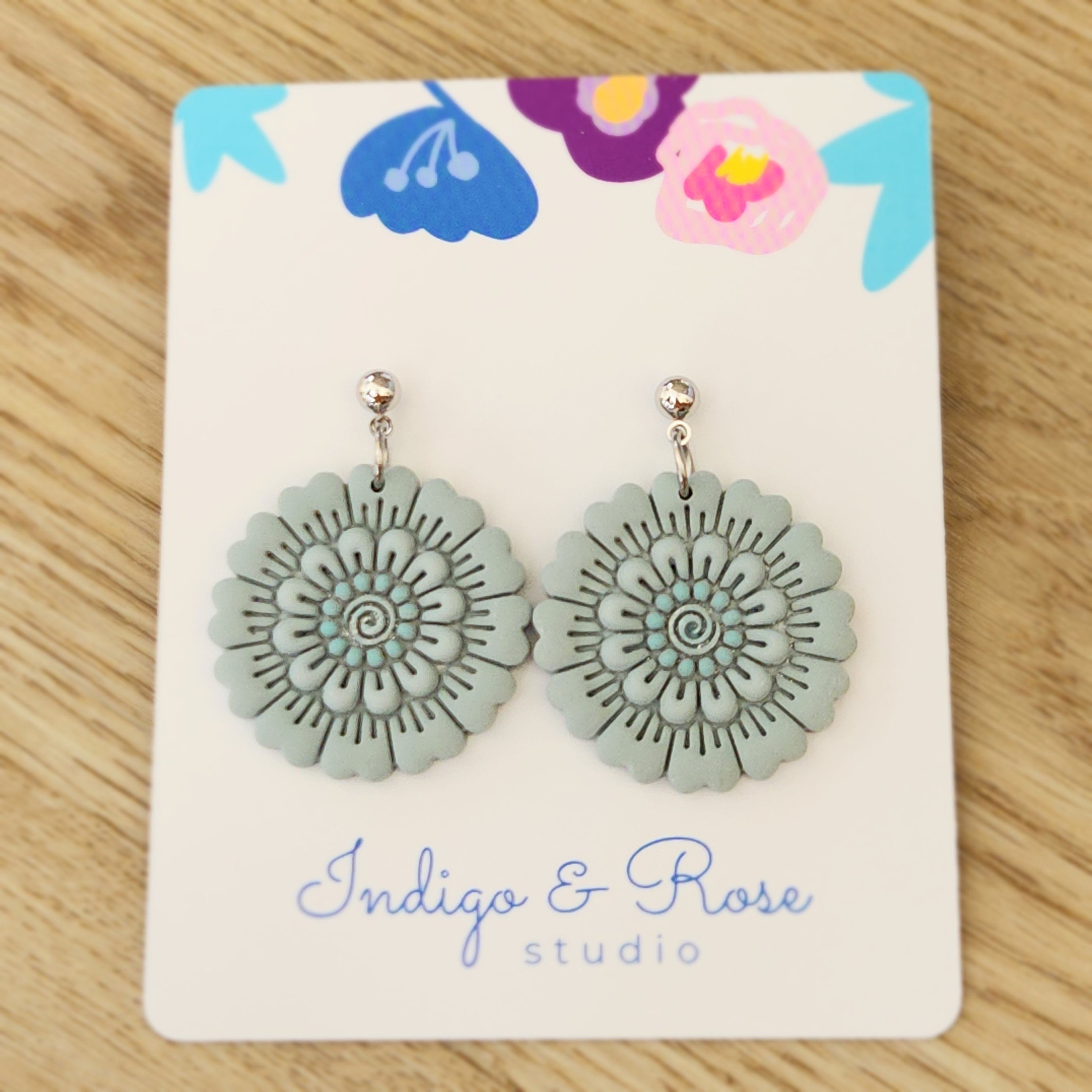 Kiki Dangle (various colours)