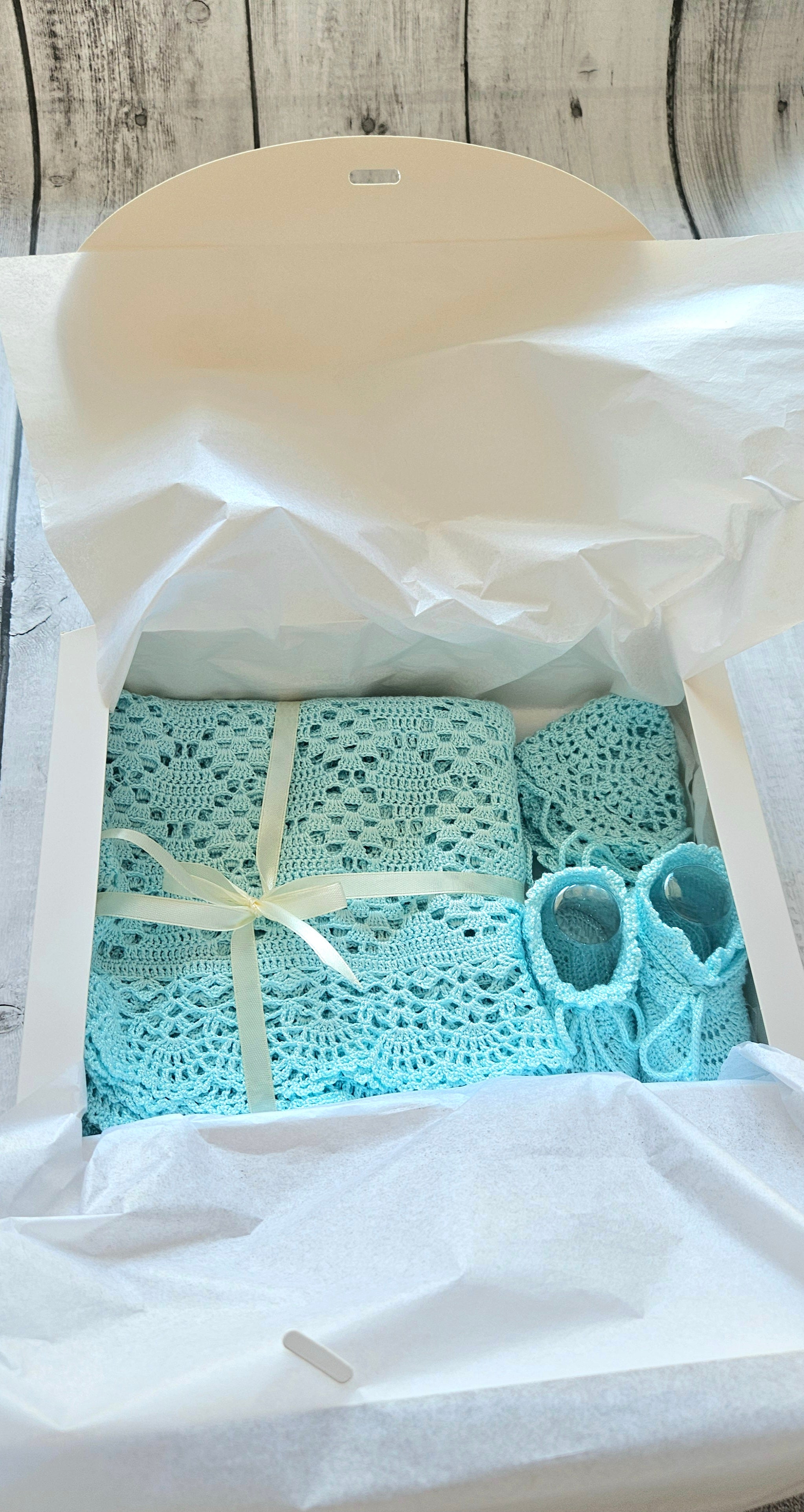 Handmade Newborn Gift Set – Silk Blanket, Bonnet & Booties | Sky Blue | Luxury Baby Gift