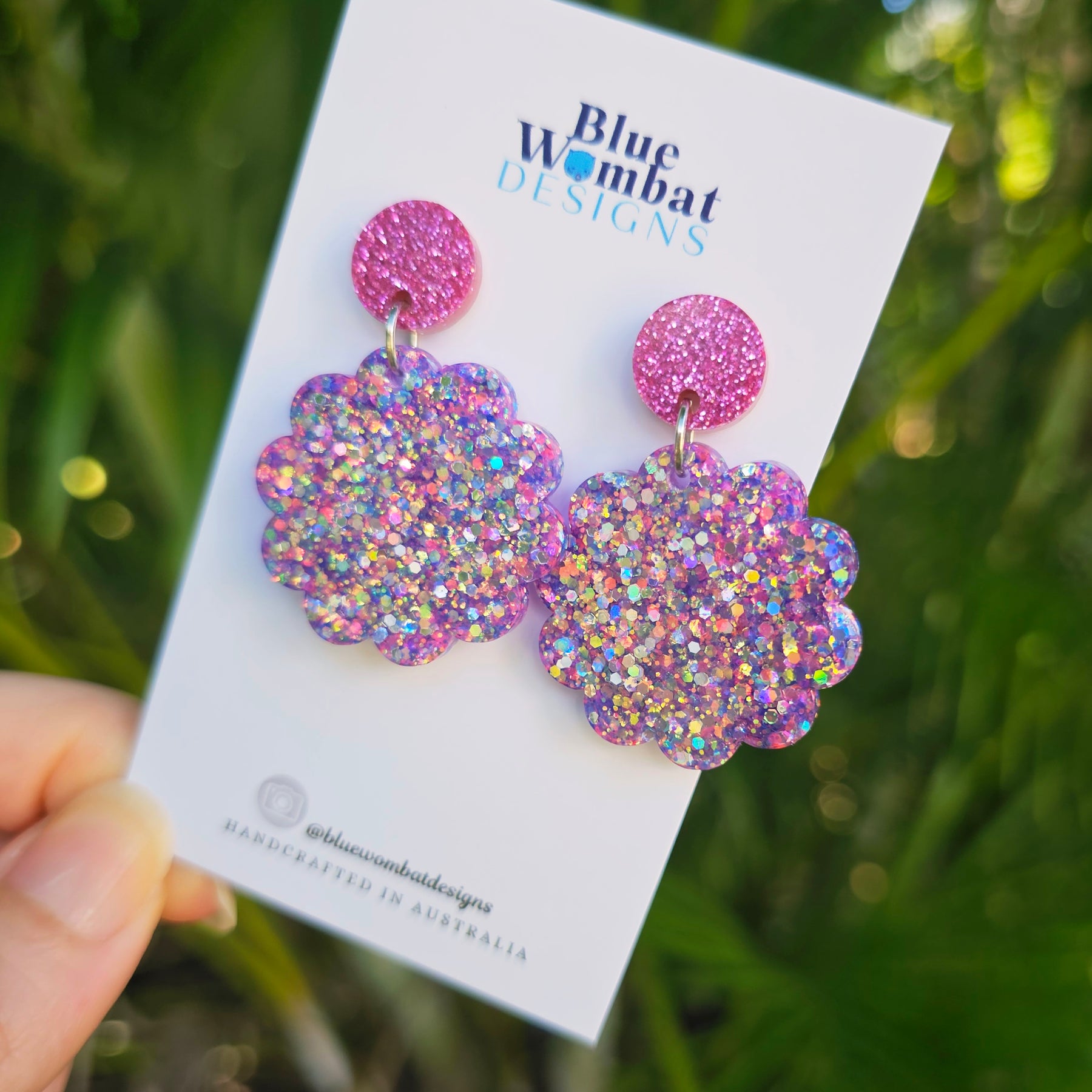 Sparkle Glitter Resin Scallop Dangle Earrings