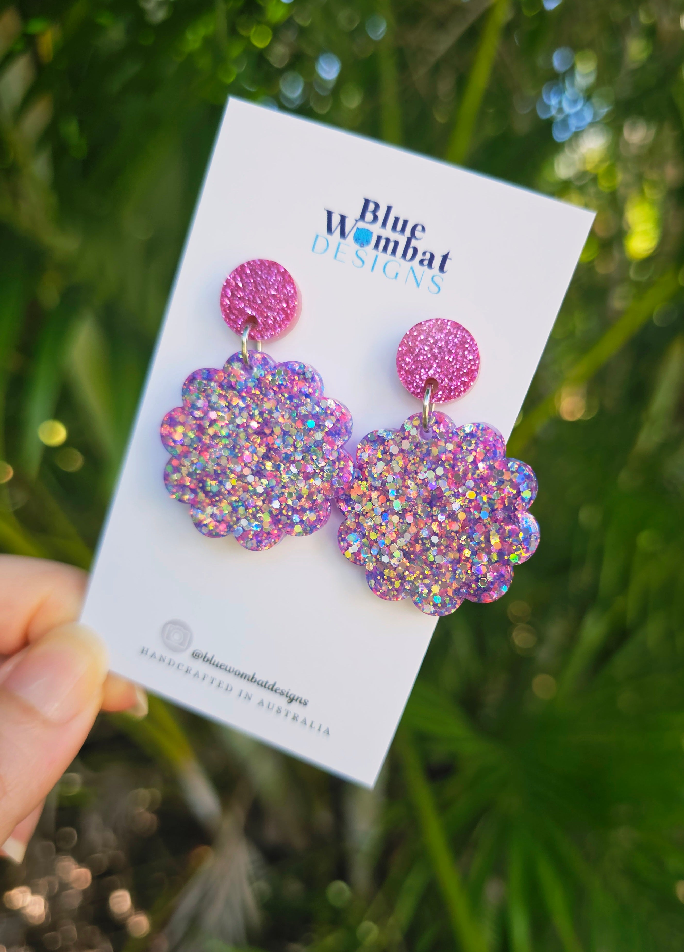 Sparkle Glitter Resin Scallop Dangle Earrings