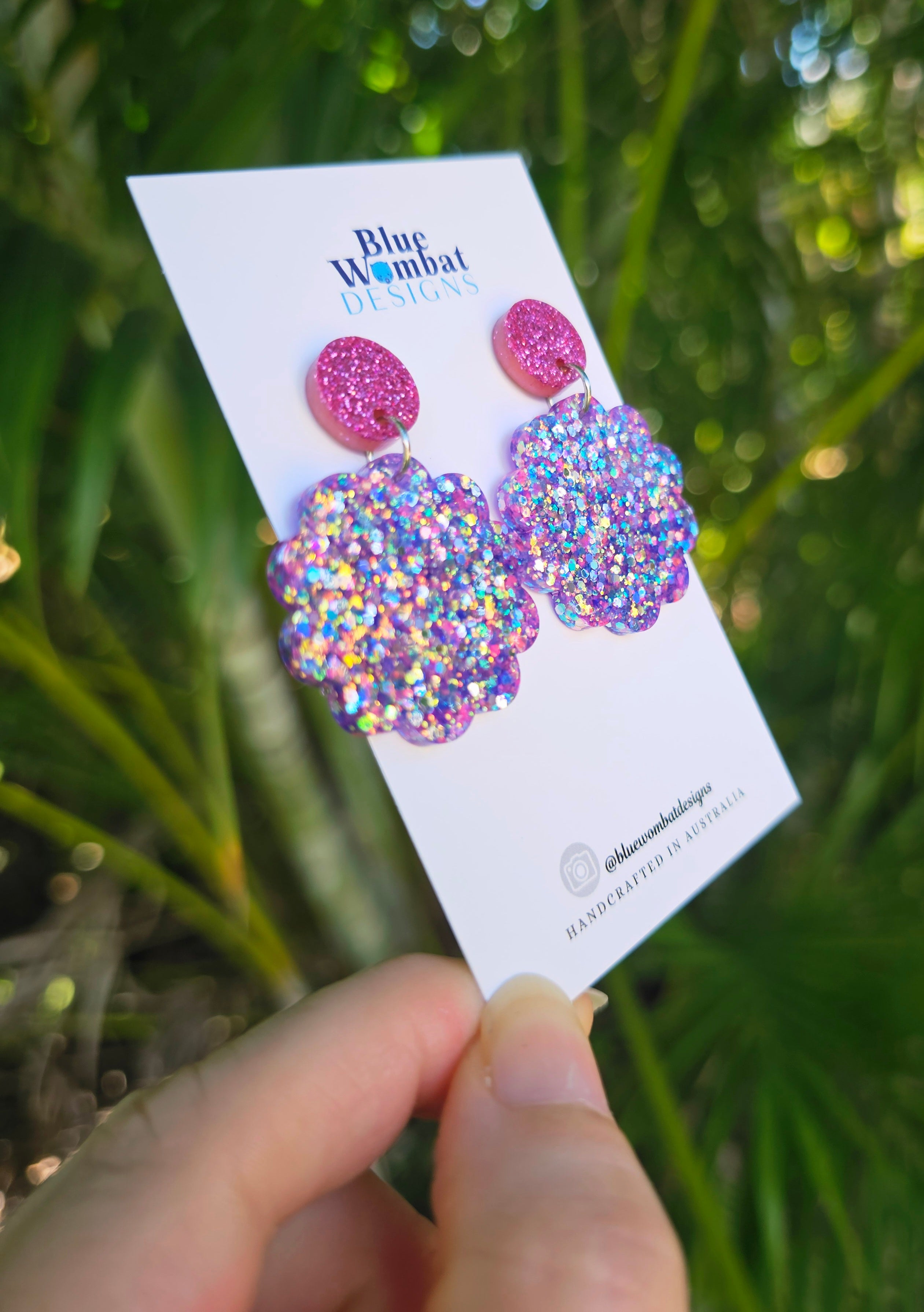 Sparkle Glitter Resin Scallop Dangle Earrings