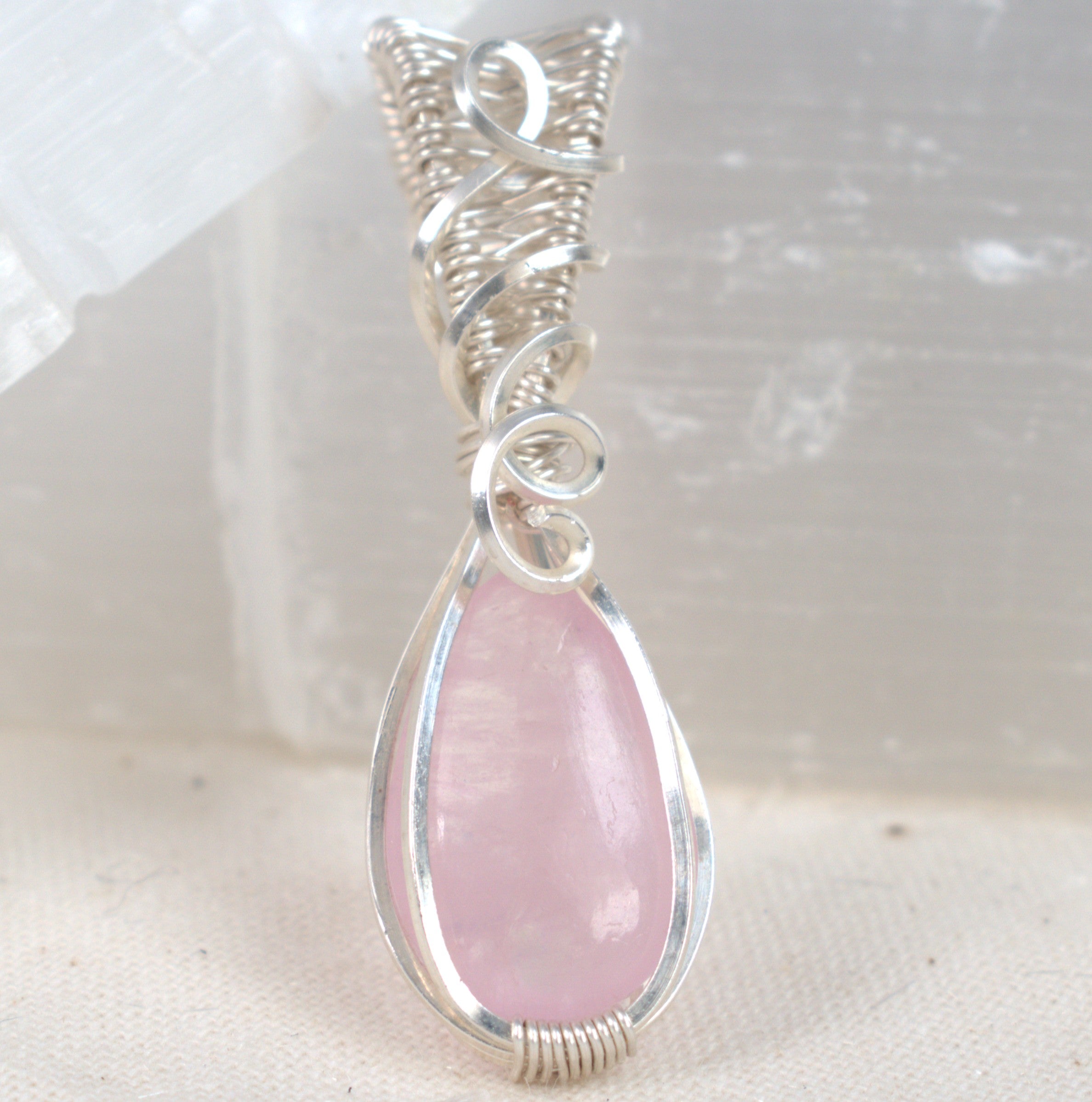 Amity - Natural Morganite Pendant in Silver-Filled Wire