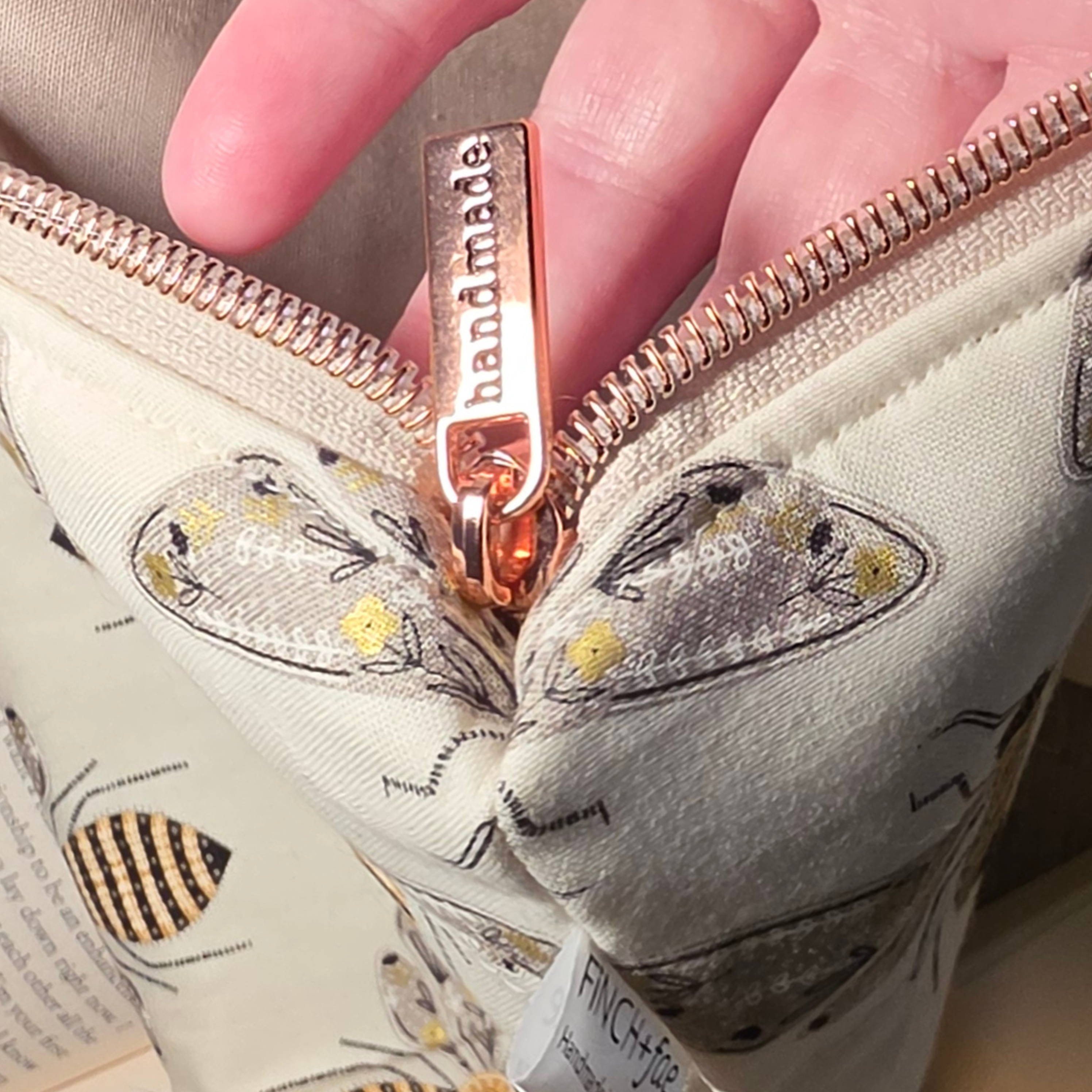 Bee designs - book or 11" tablet sleeve, handmade