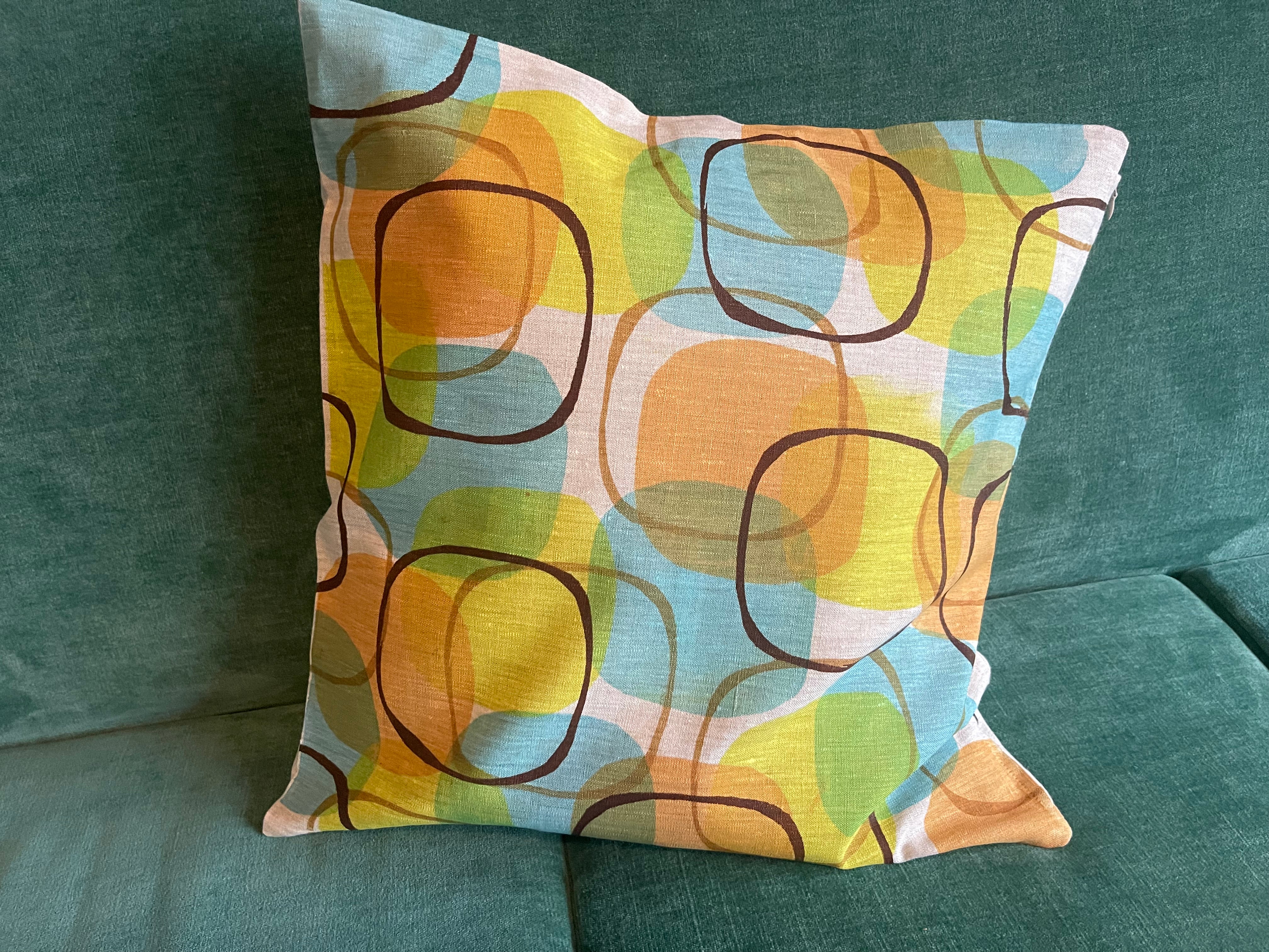 Cushion cover - Turquoise rose and lime circles