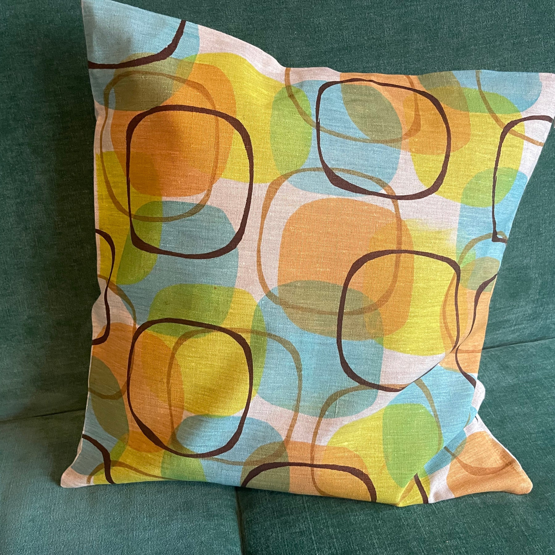 Cushion cover - Turquoise rose and lime circles