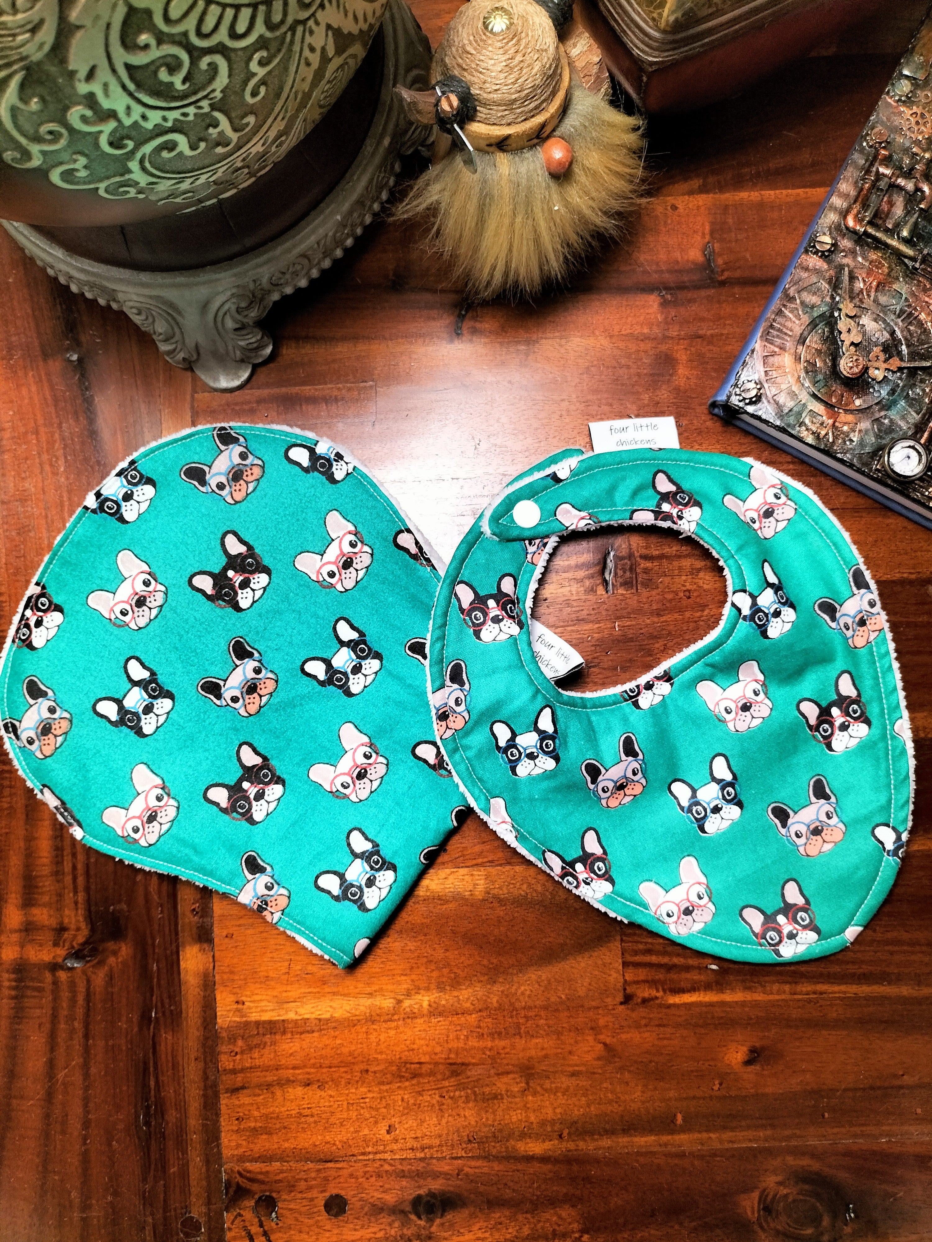 DOGS BIB & BURB CLOTH GIFT BUNDLE