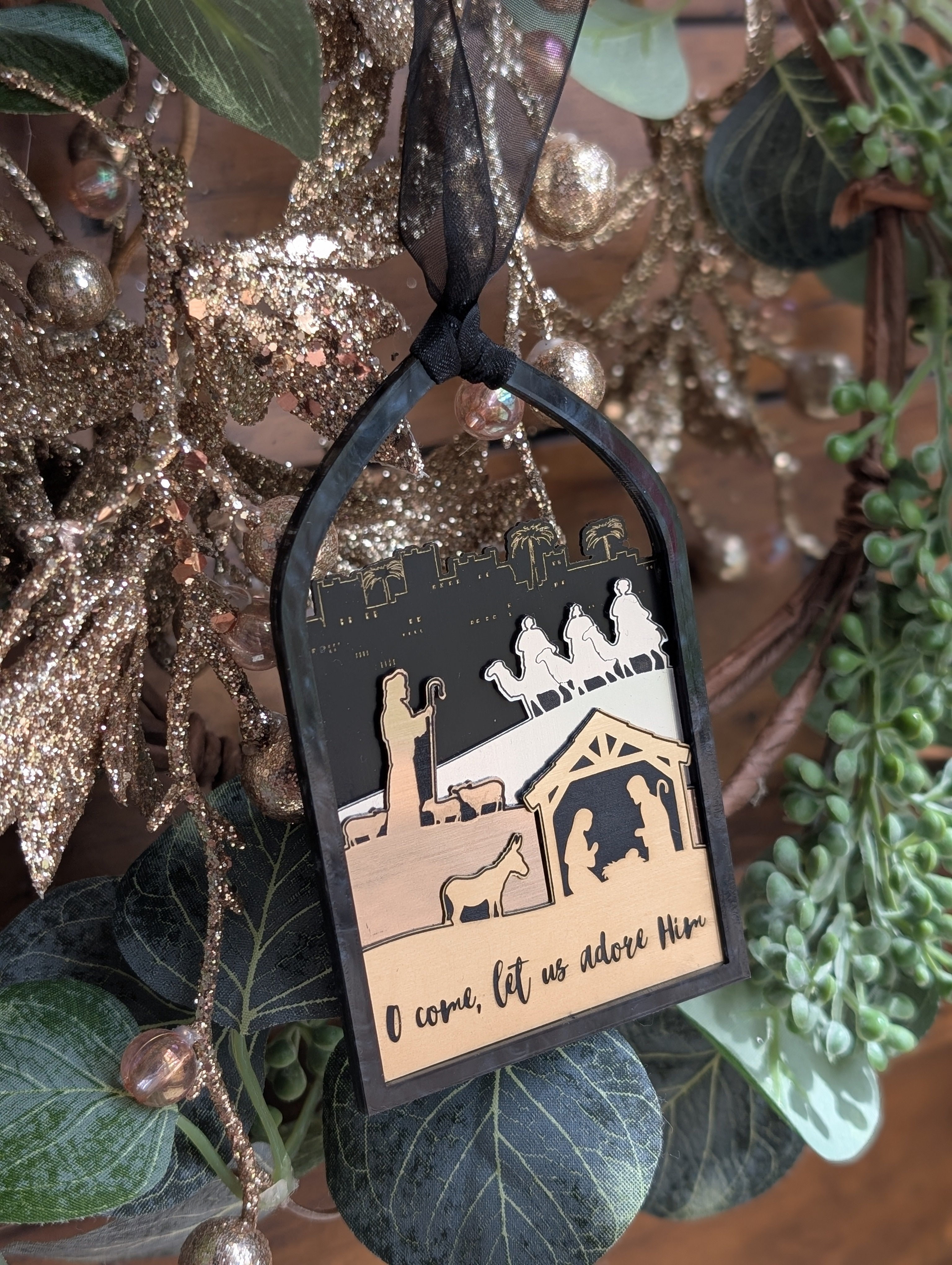 ORNAMENT "O, come let us adore Him"