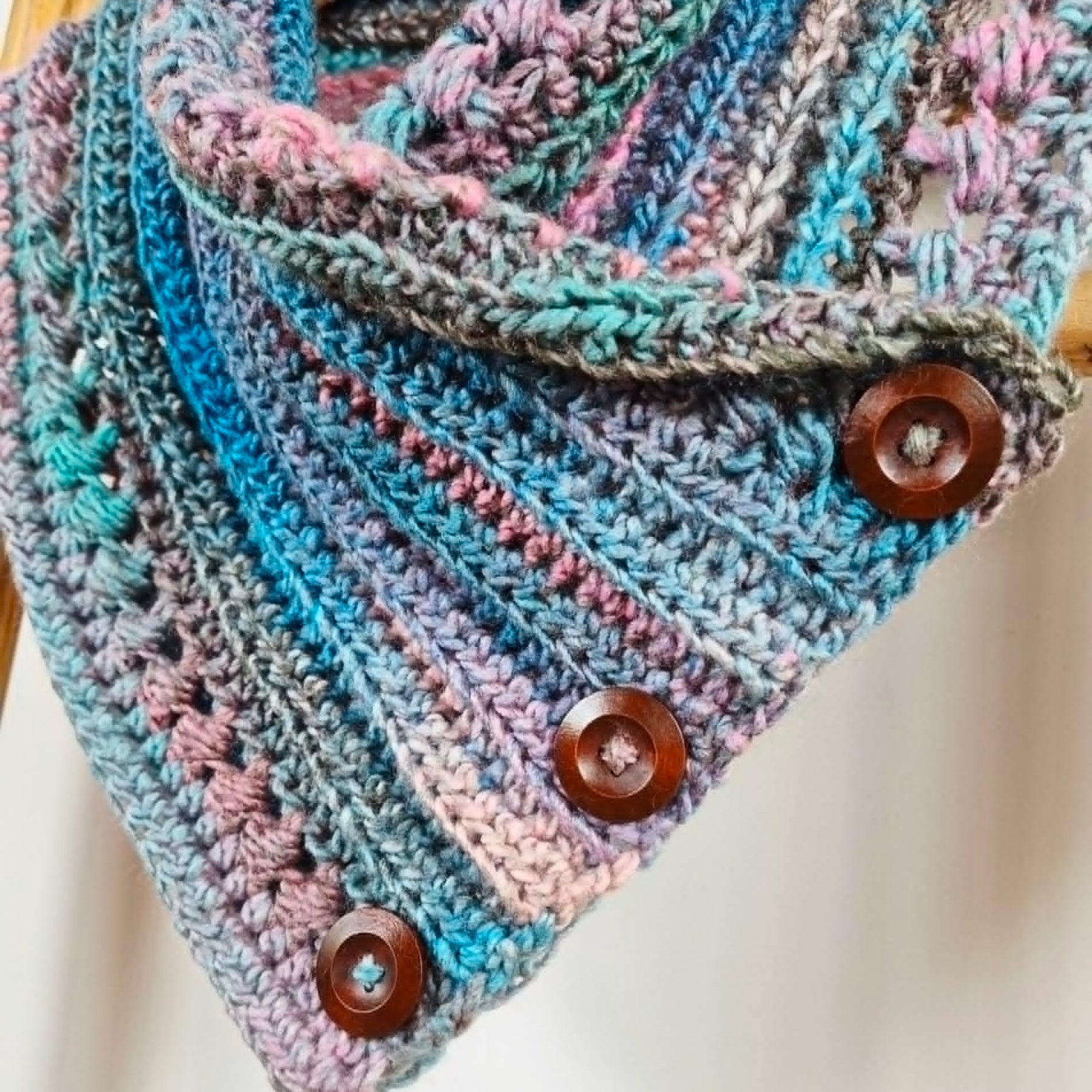Ladies Neck warmer | Cowl | Scarf | Multi Colour | Adult | Vintage | Crochet