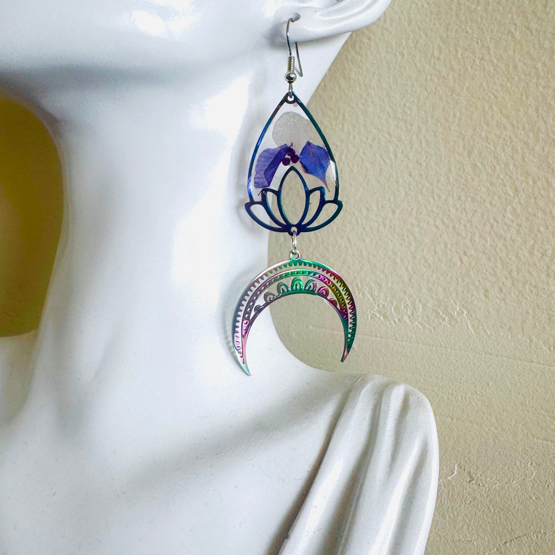 Iridescent rainbow resin earrings with pressed flowers