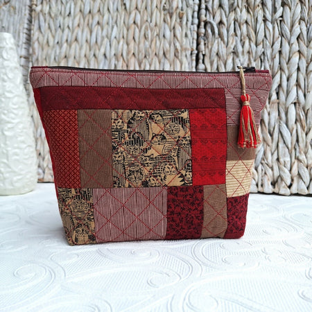 Quilted Zipper Pouch Red Country Cats