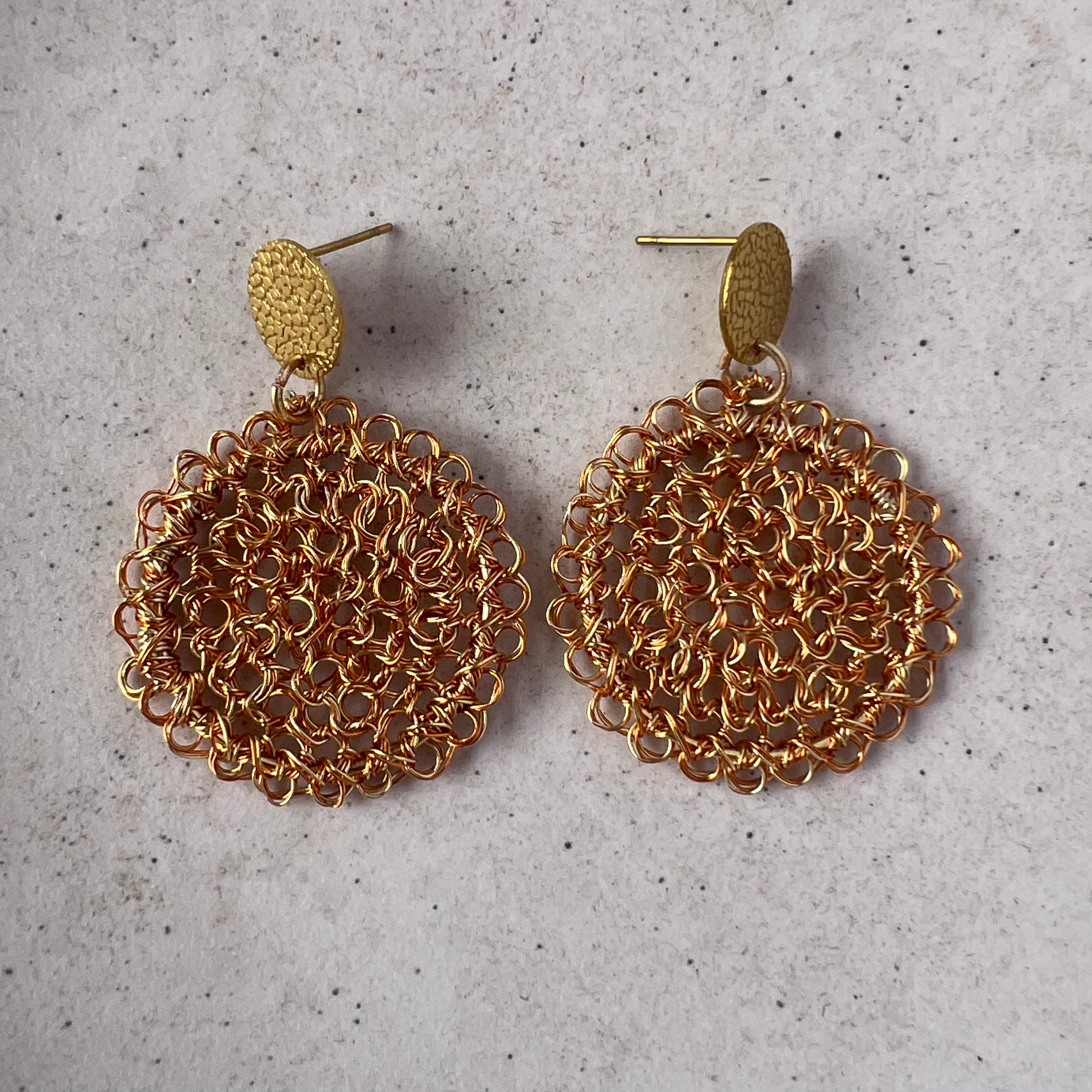 Luz del Sol (light of the sun) circle Peruvian wire earrings in gold and copper