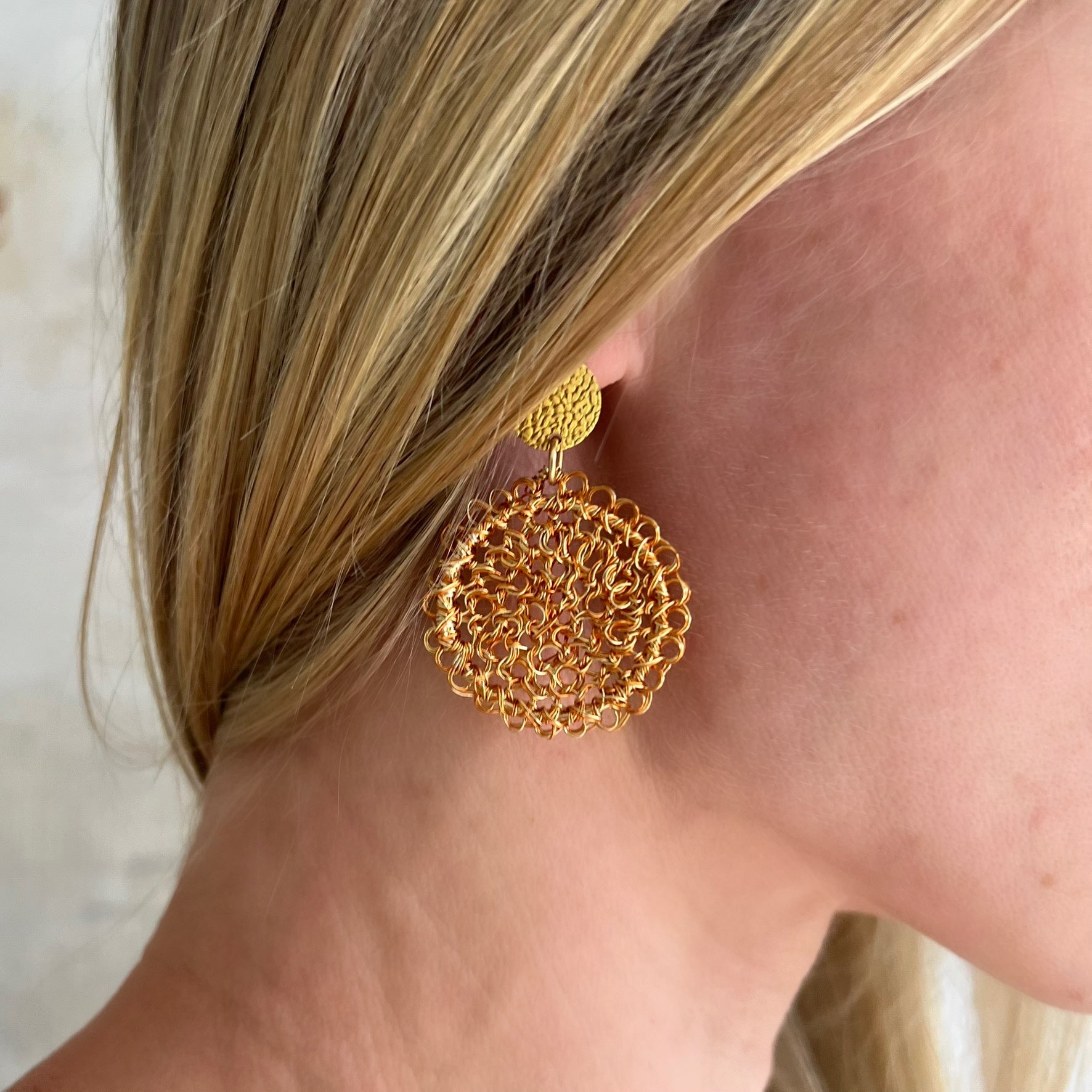 Luz del Sol (light of the sun) circle Peruvian wire earrings in gold and copper