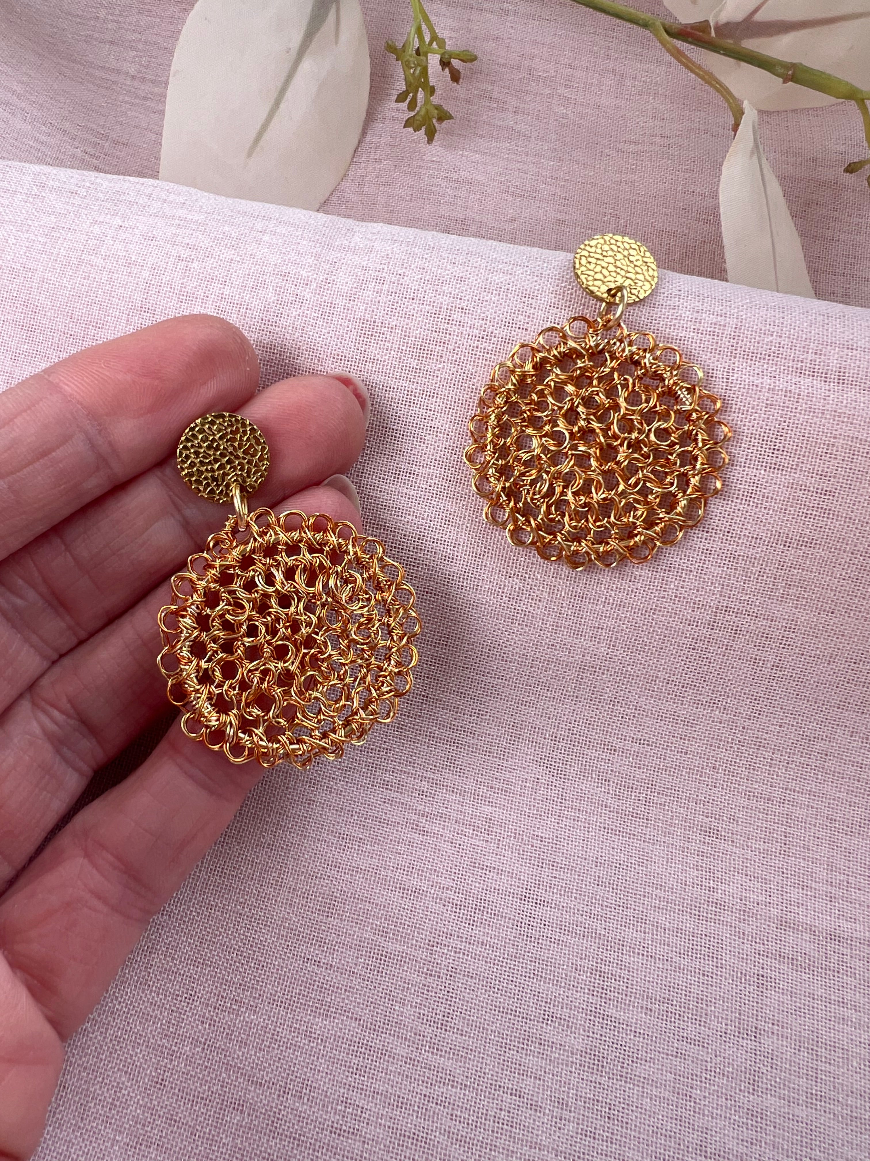 Luz del Sol (light of the sun) circle Peruvian wire earrings in gold and copper