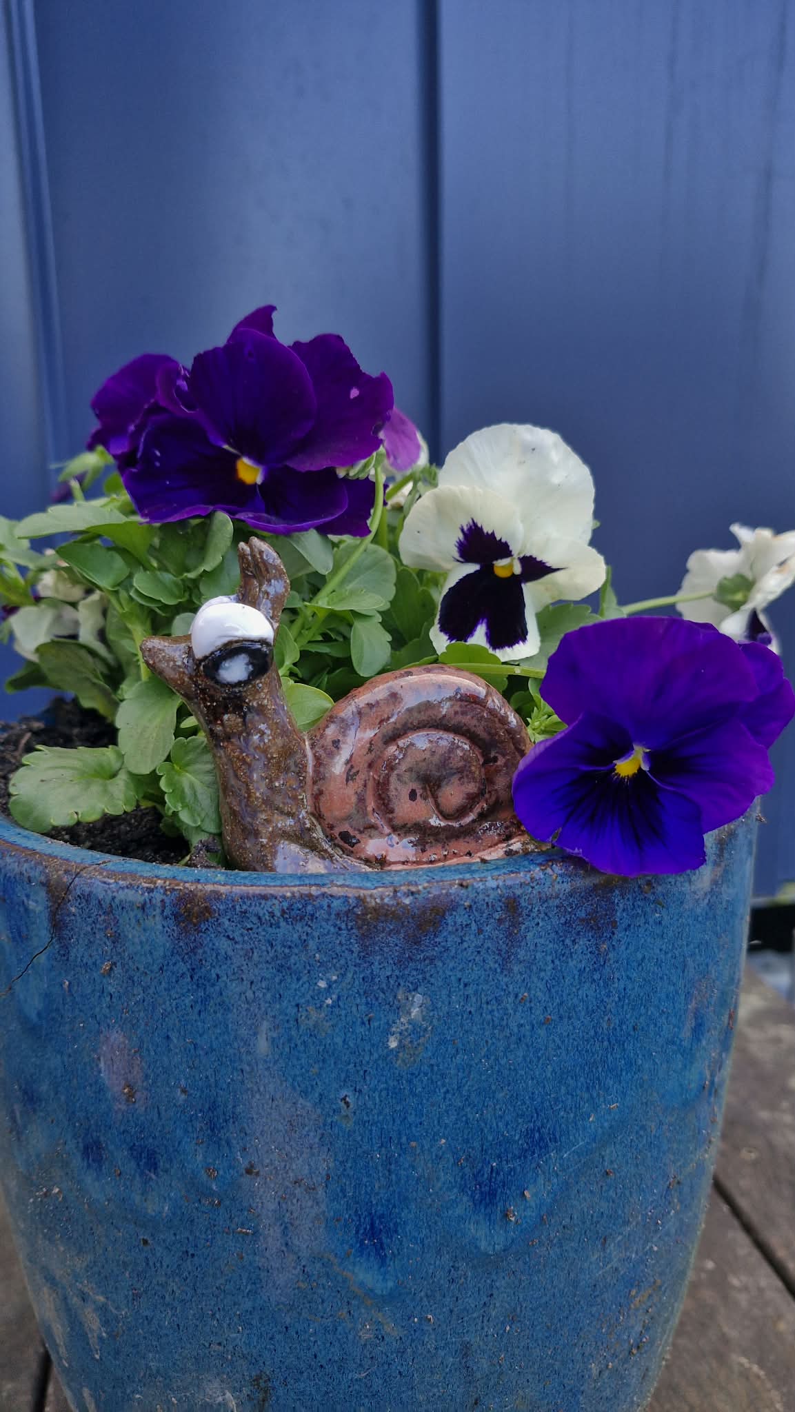 Garden Snail Small Sculpture
