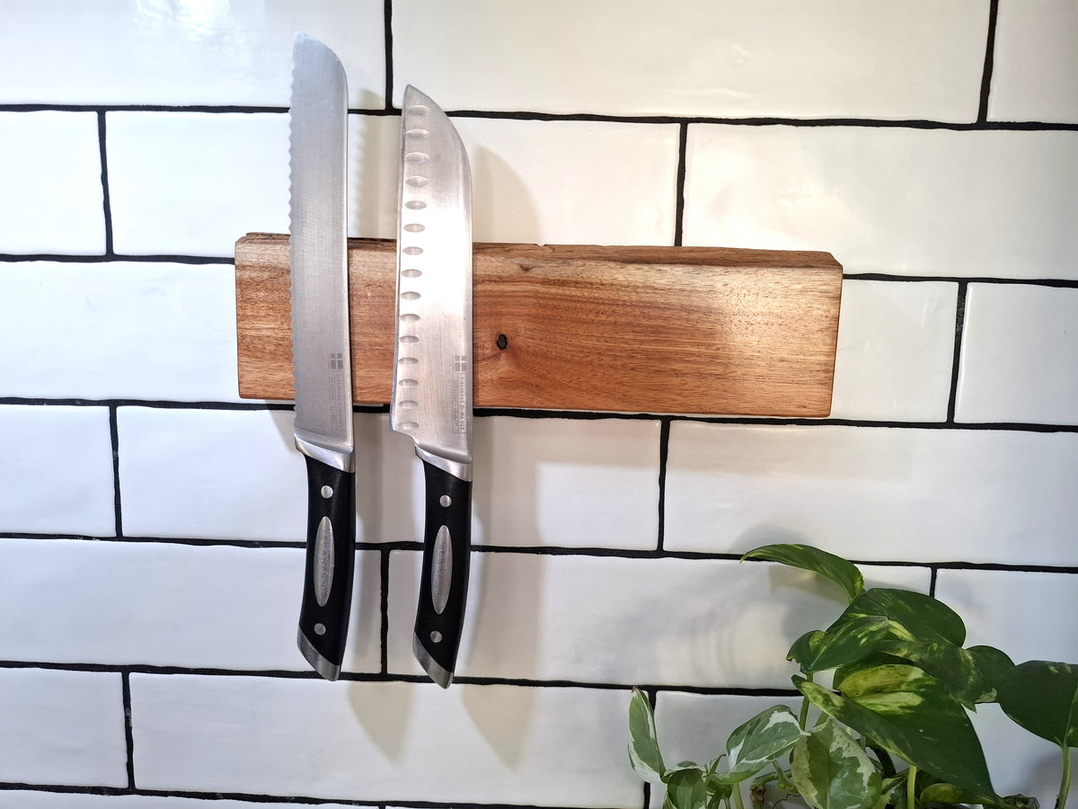 Handmade Wooden Magnetic Knife Holder: Wall-Mounted Kitchen Rack