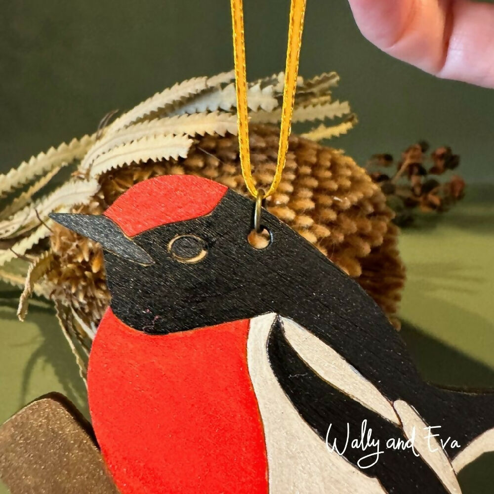 hand-painted-australian-red-robin-christmas-decoration-ribbon