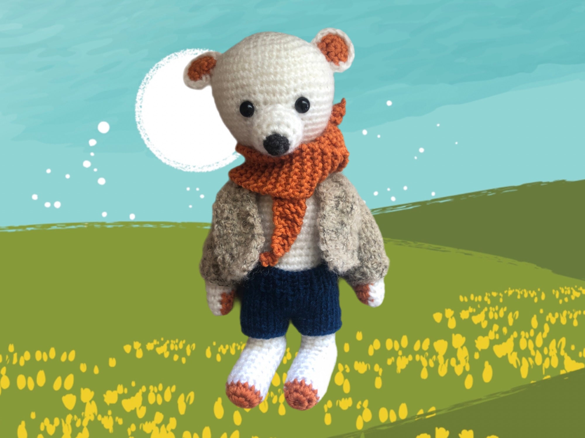 Handmade Polar Bear Amigurumi – Dressed Teddy Doll with Removable Clothes – 22 cm