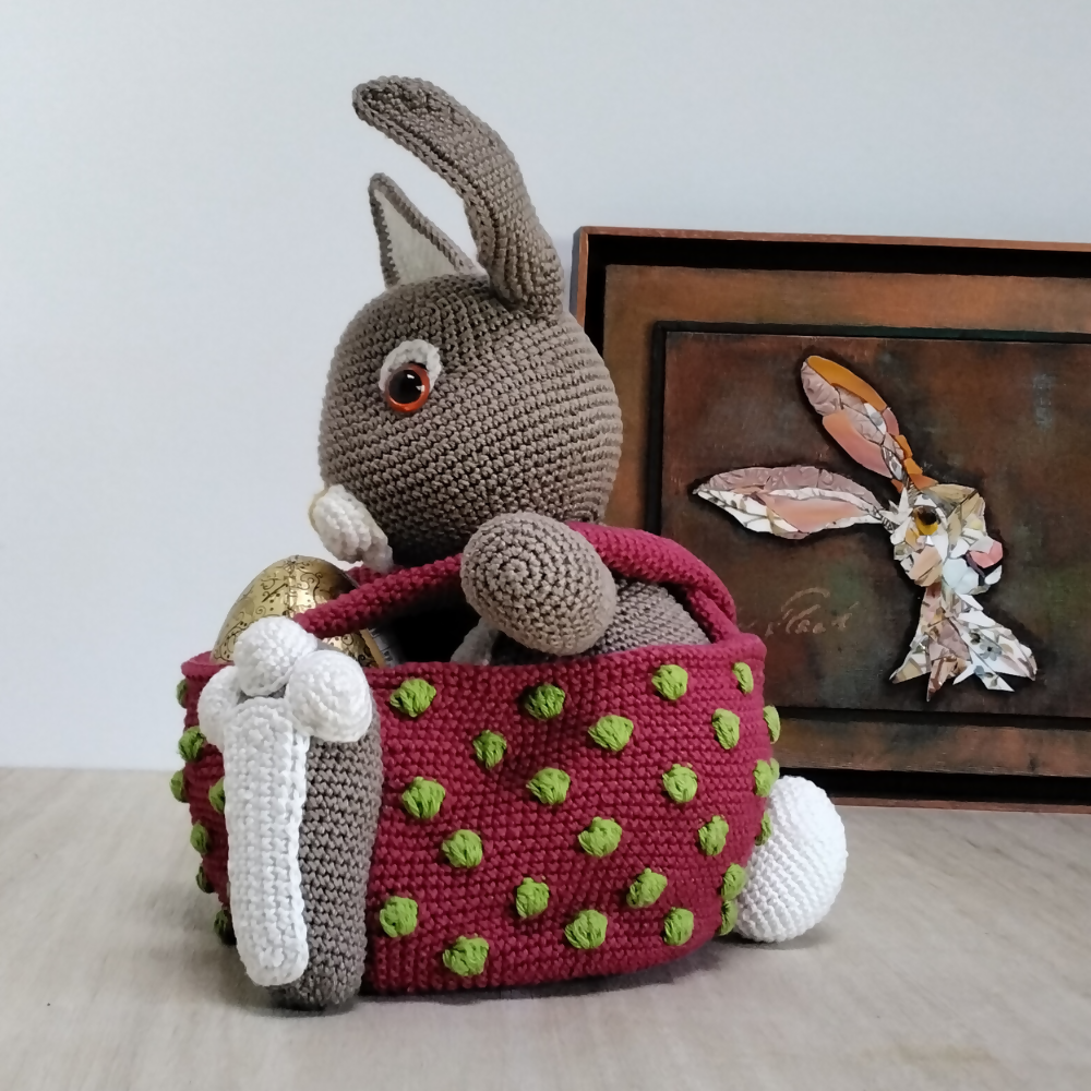 Red-Easter-Bunny-Basket-left-Australian-made-watch-the-birdy-crochet