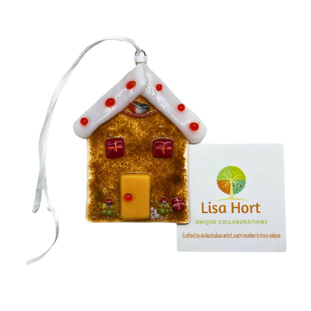 gingerbreadhouse decor with bus card