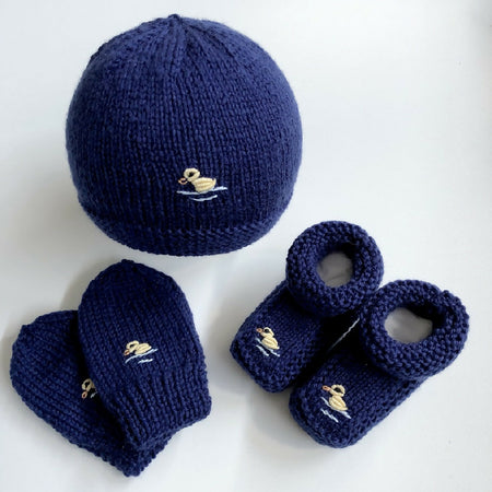 Baby gift set - navy blue with ducks - hand-knitted & hand-embroidered