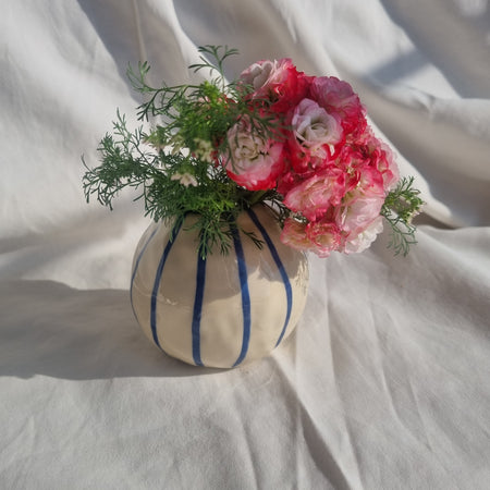 Medium bud vase