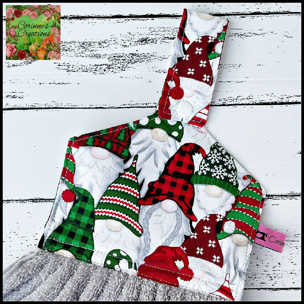 hand-towel-christmas-gnomes_2