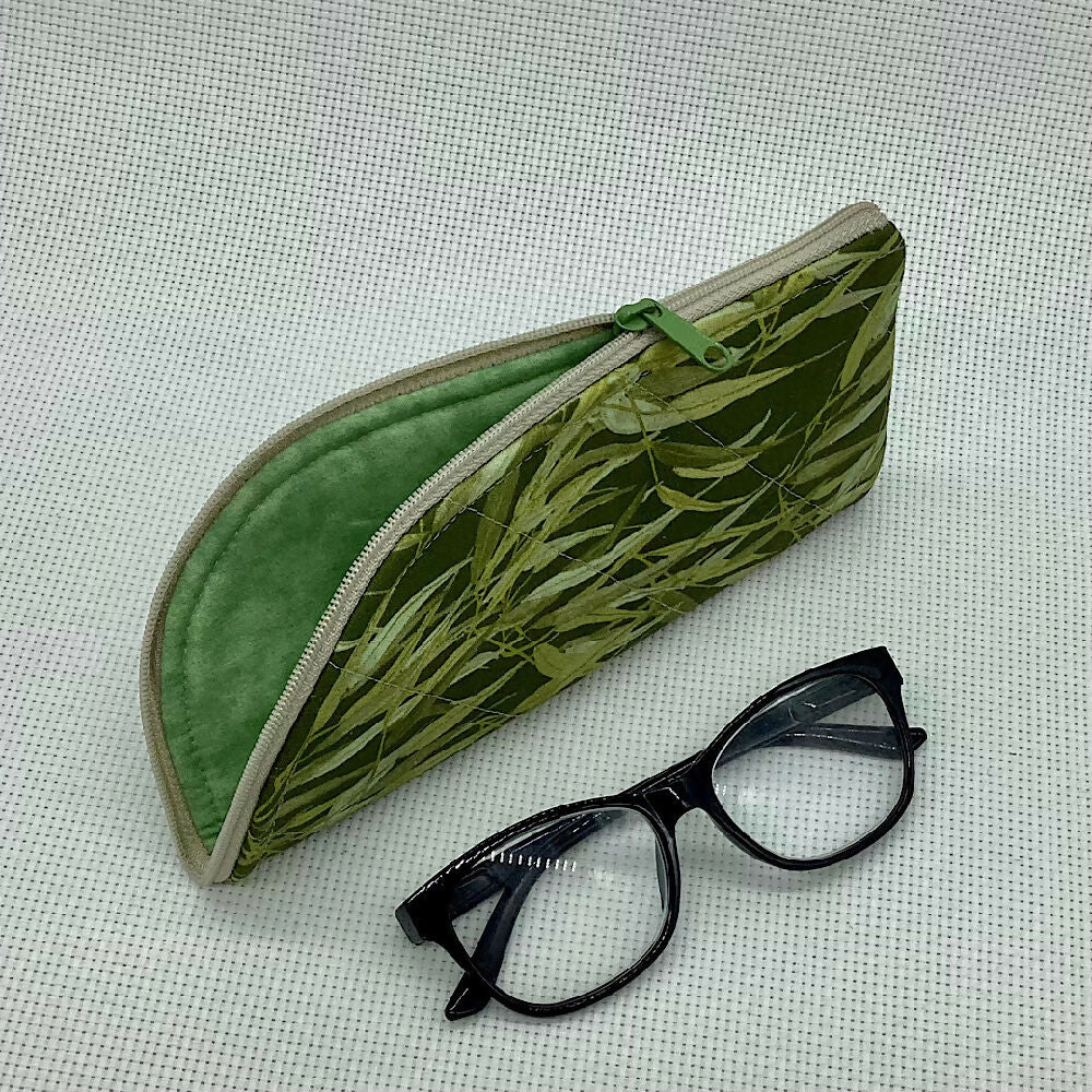 Gum leaves curved top zip pouch for glasses, phones, handbag organiser, etc.
