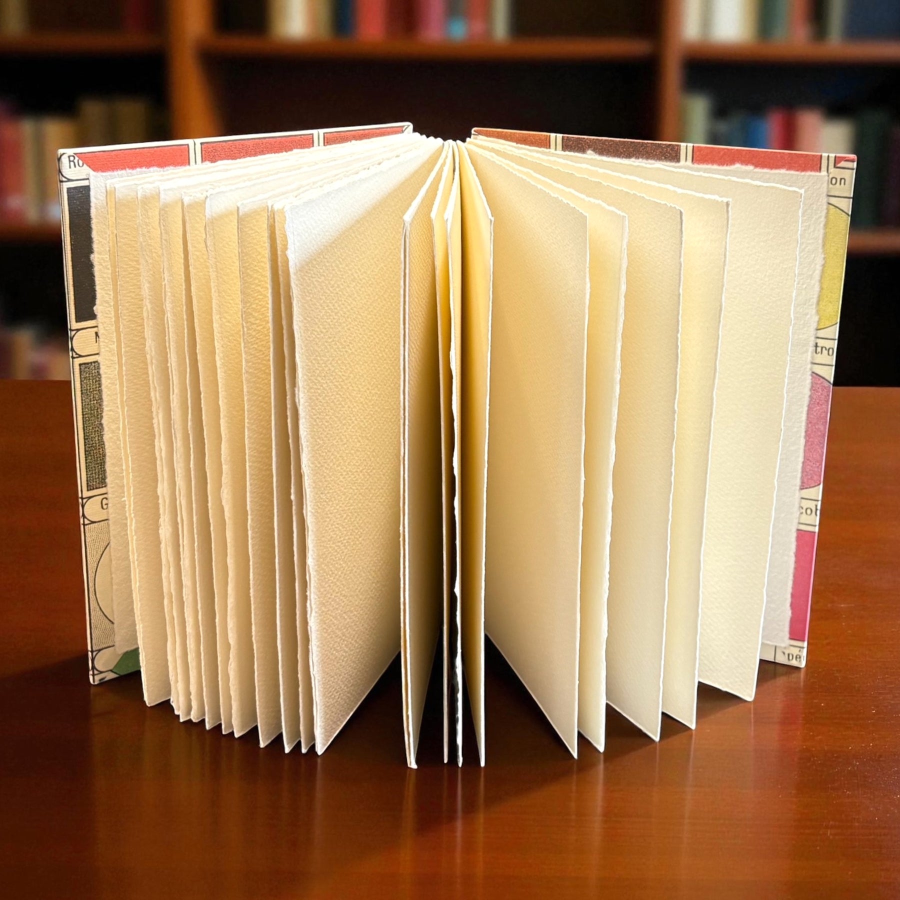 Layflat Watercolour Sketchbook with 300 gsm Cold Press Saunders Art Paper