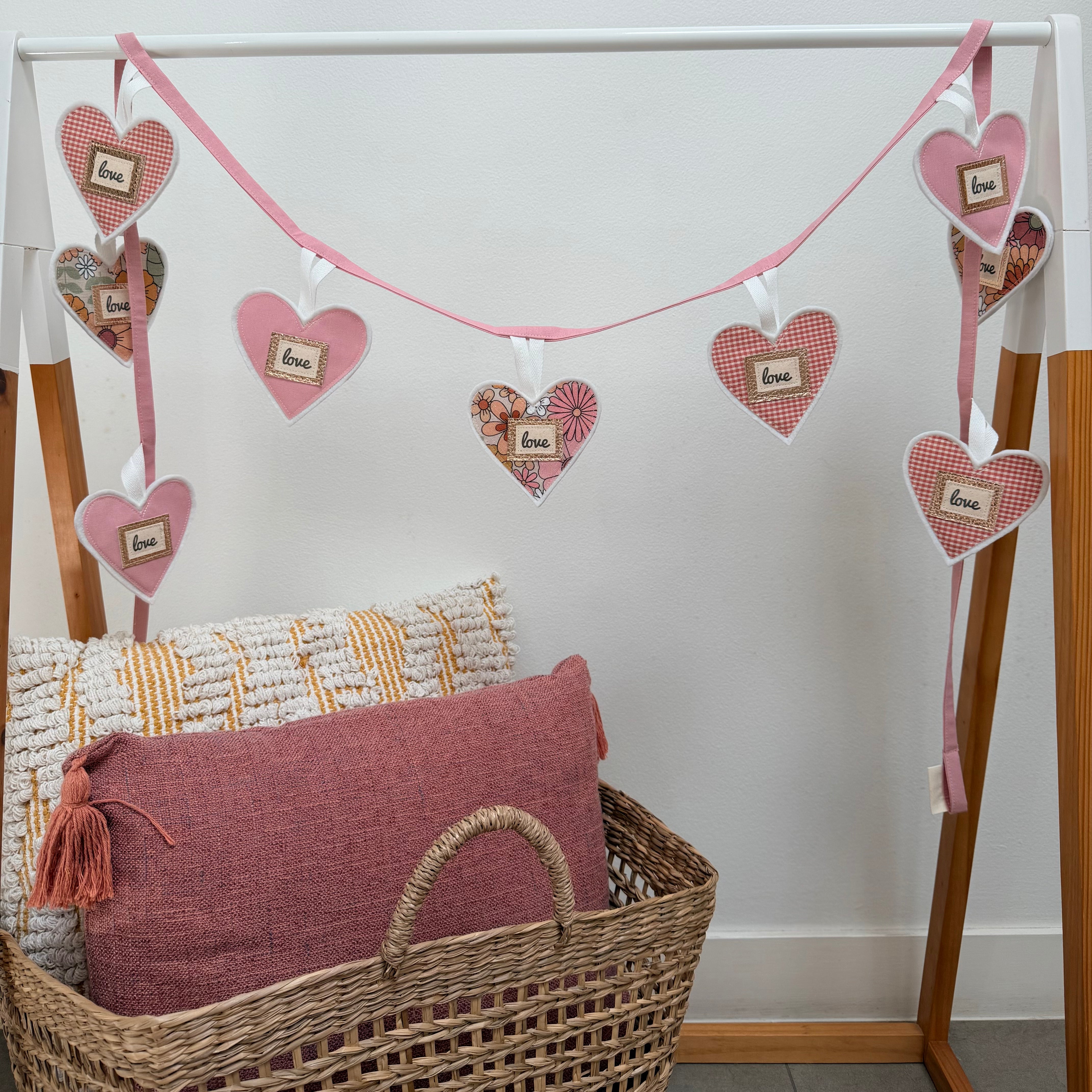 Love Heart Bunting - Retro Floral - Garland - Banner