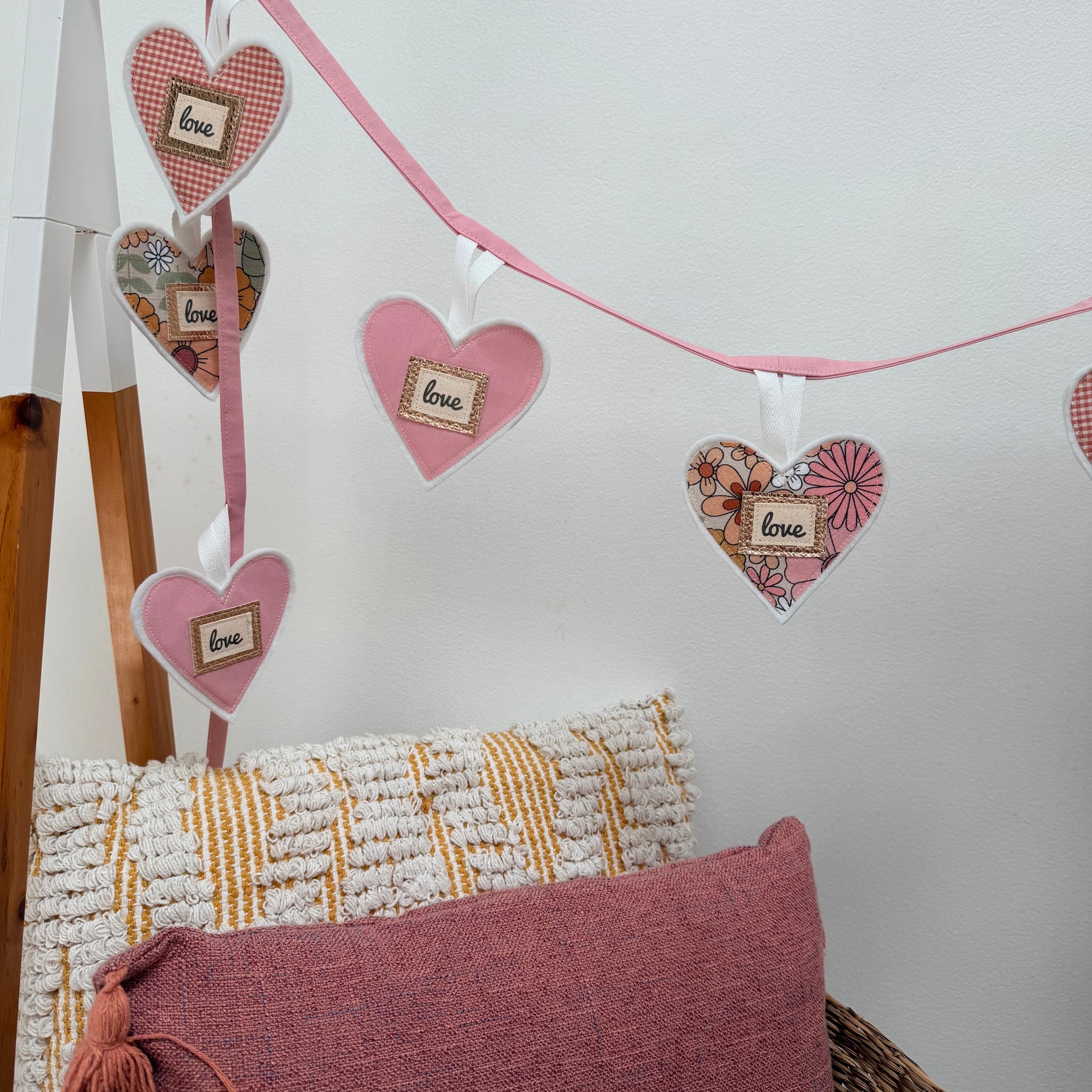 Love Heart Bunting - Retro Floral - Garland - Banner