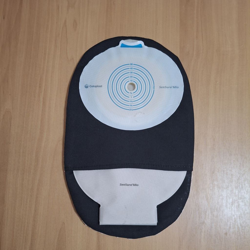 ) STOMA BAG COVER LARGE NUDE LACE/BLACK Suitable for Ileostomy, Colostomy, Urostomy