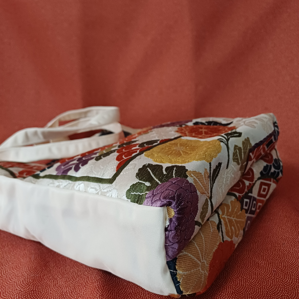 Kimono small Tote Bag - White