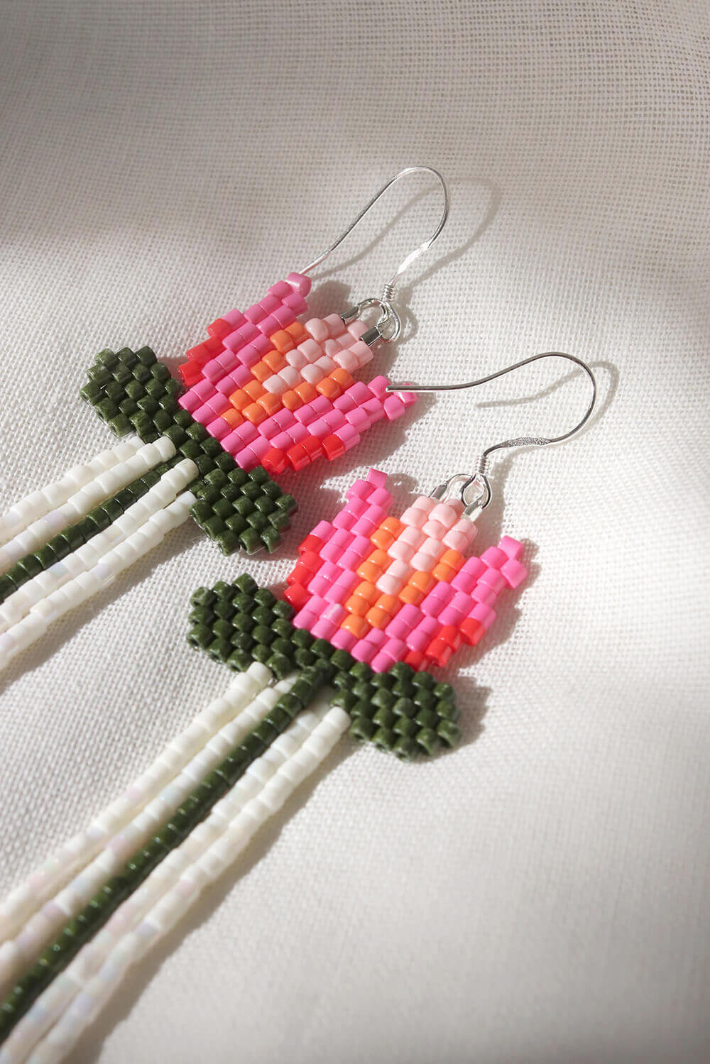 Tulip Dangle Beaded Earrings
