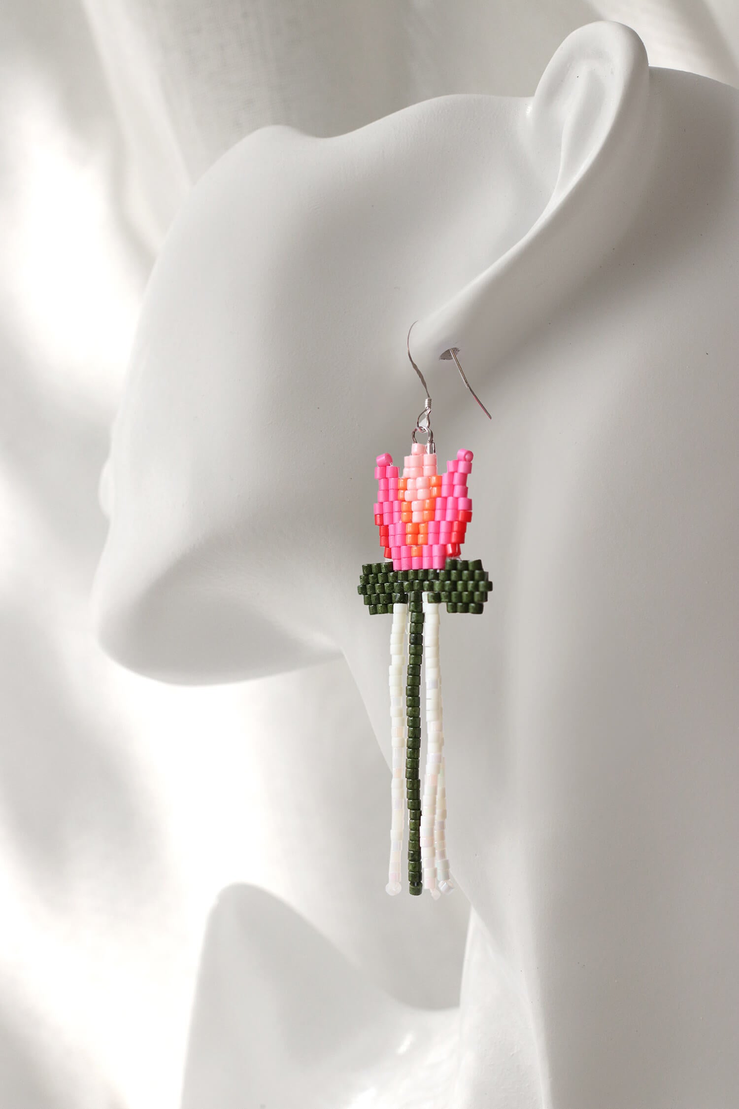 Tulip Dangle Beaded Earrings