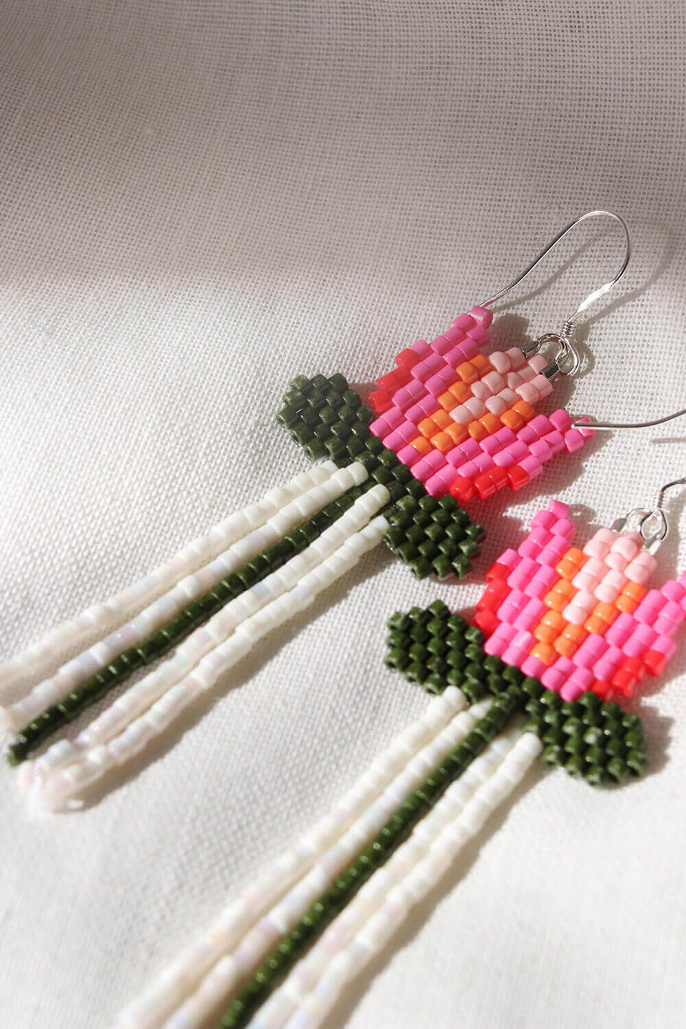 Tulip Dangle Beaded Earrings