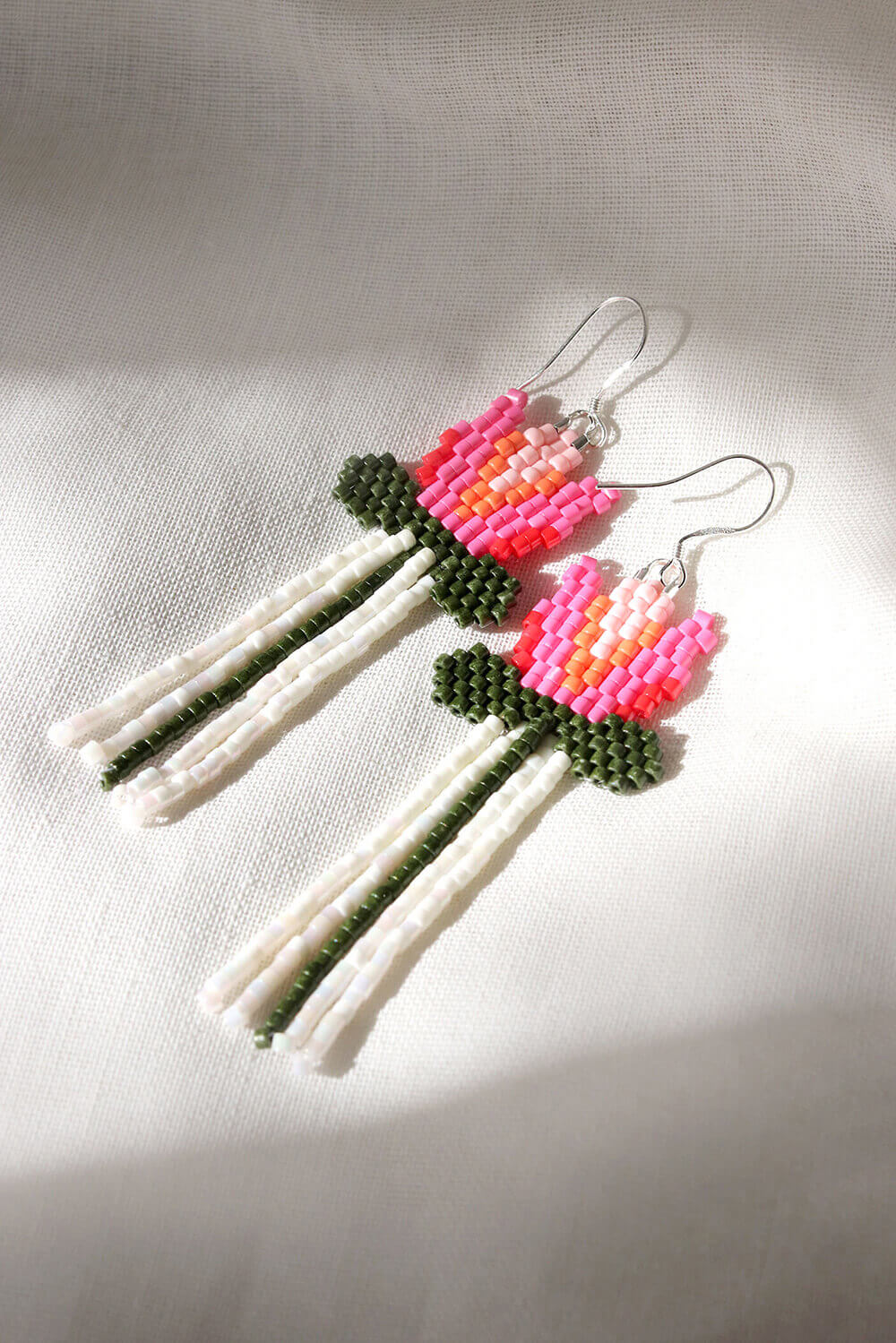 Tulip Dangle Beaded Earrings