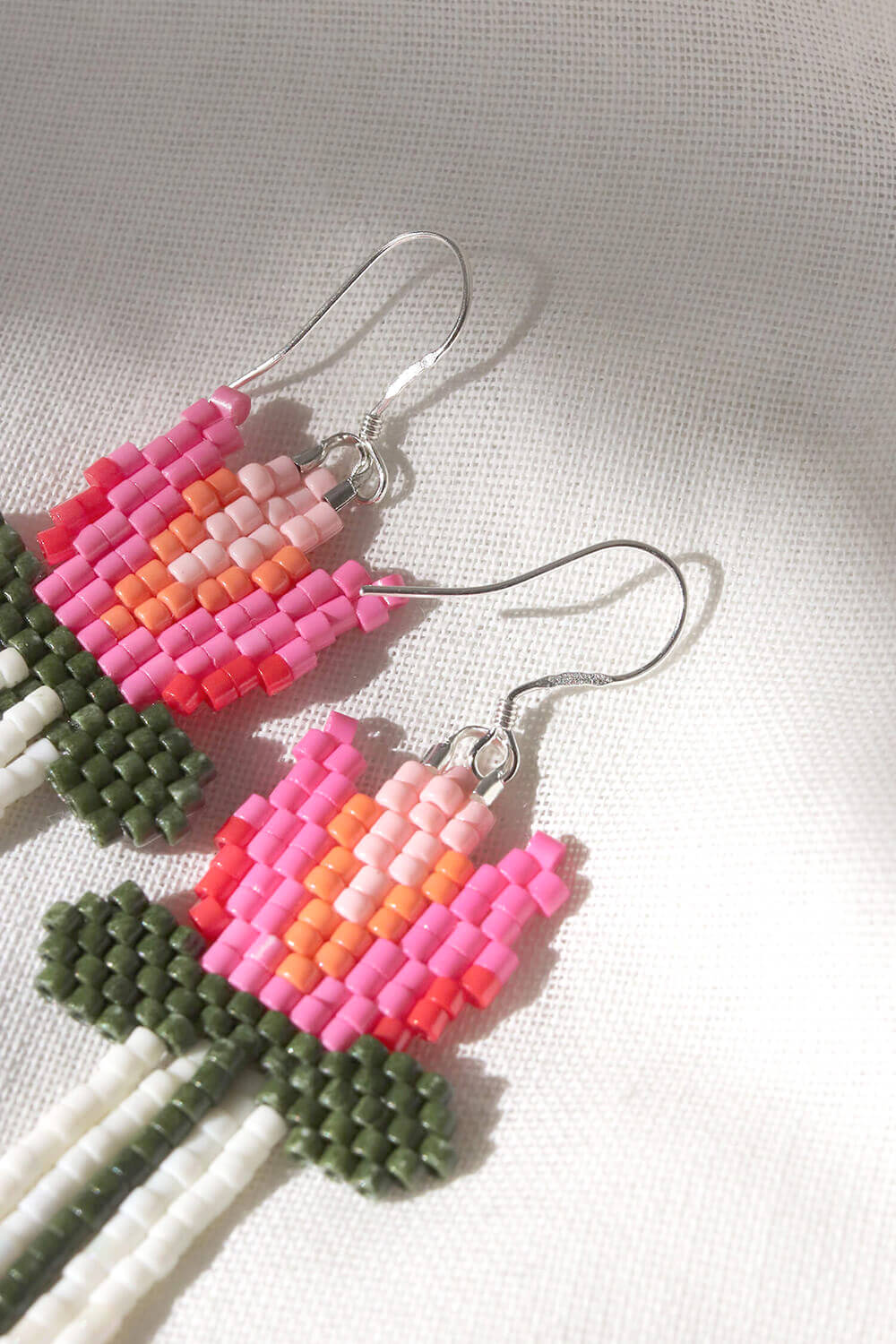 Tulip Dangle Beaded Earrings