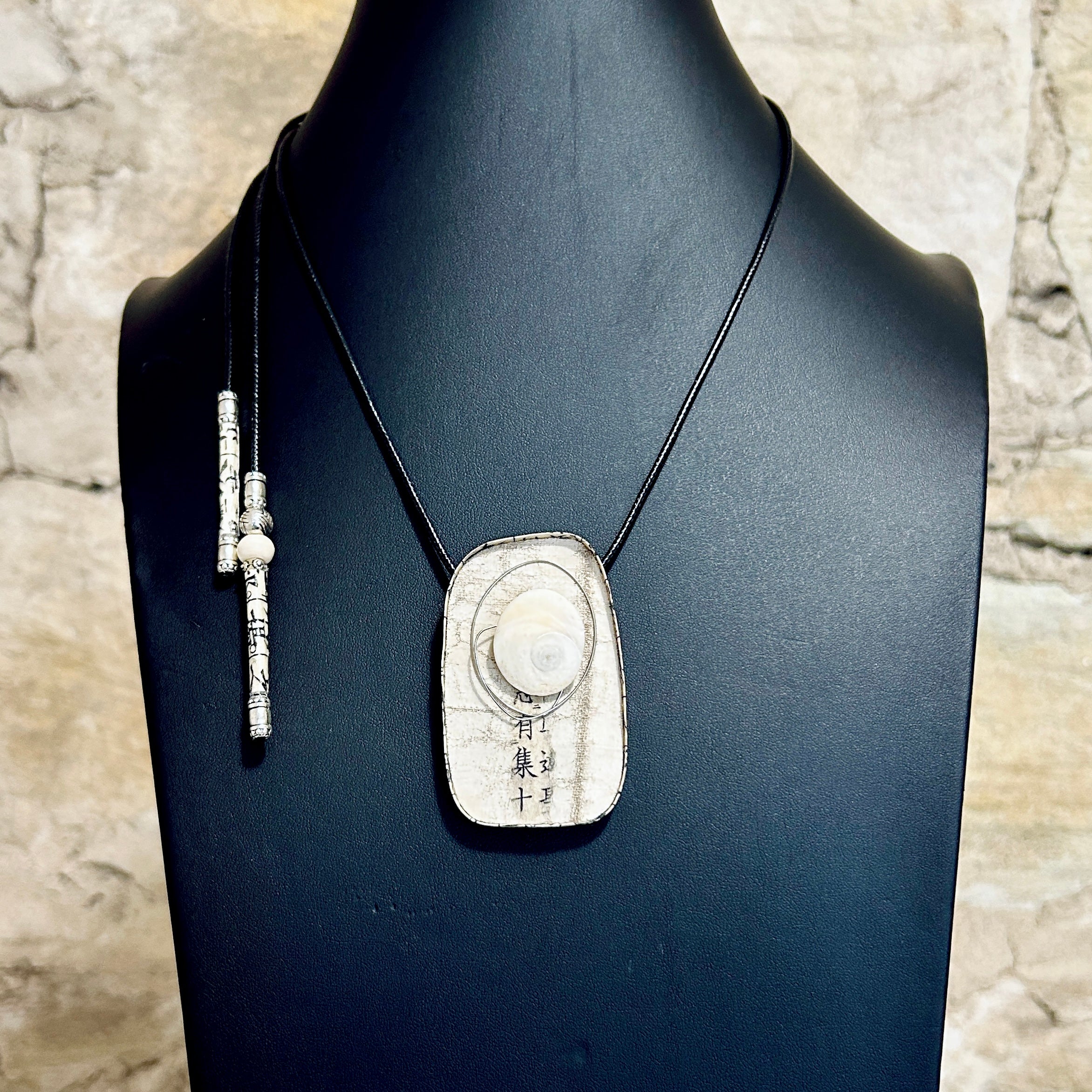 White Catseye Shell Brooch Pendant Combo: 4cm x 6.5cm